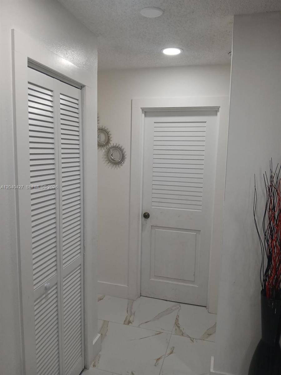 235 SW 18th Ave