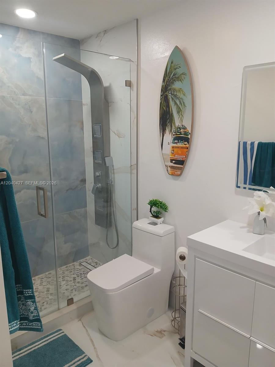 235 SW 18th Ave