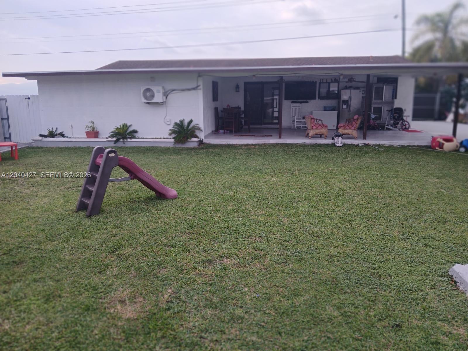 235 SW 18th Ave