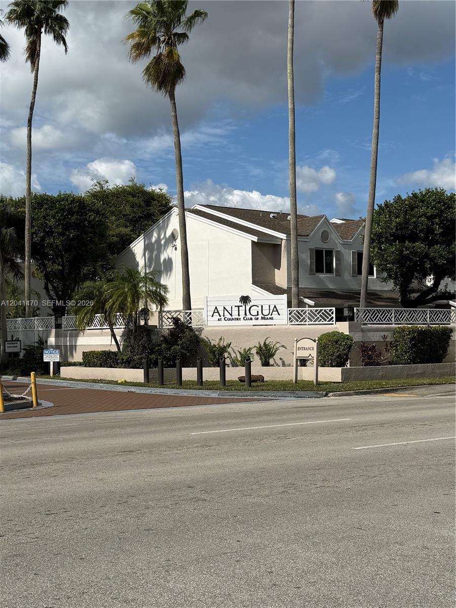 17515 NW 67th Ct # 22 Unit: G-22