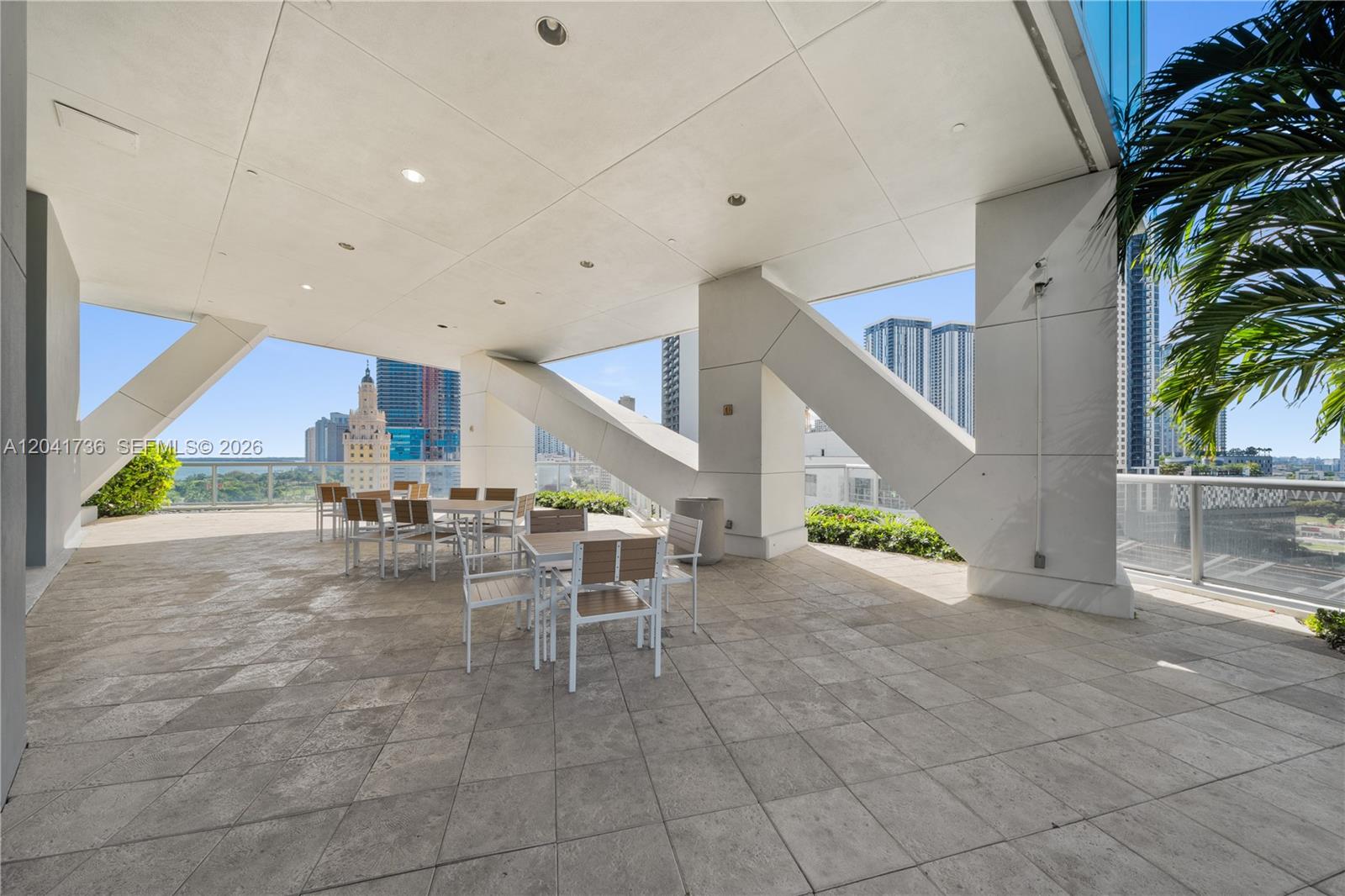 888 Biscayne Blvd # 2101