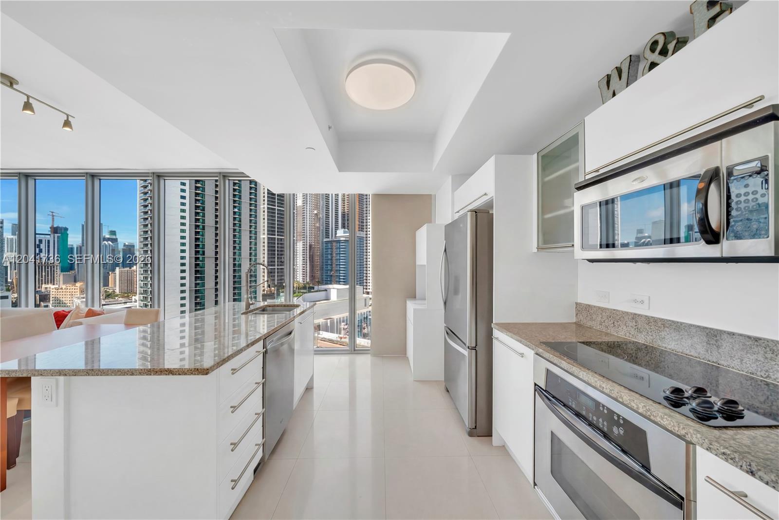 888 Biscayne Blvd # 2101