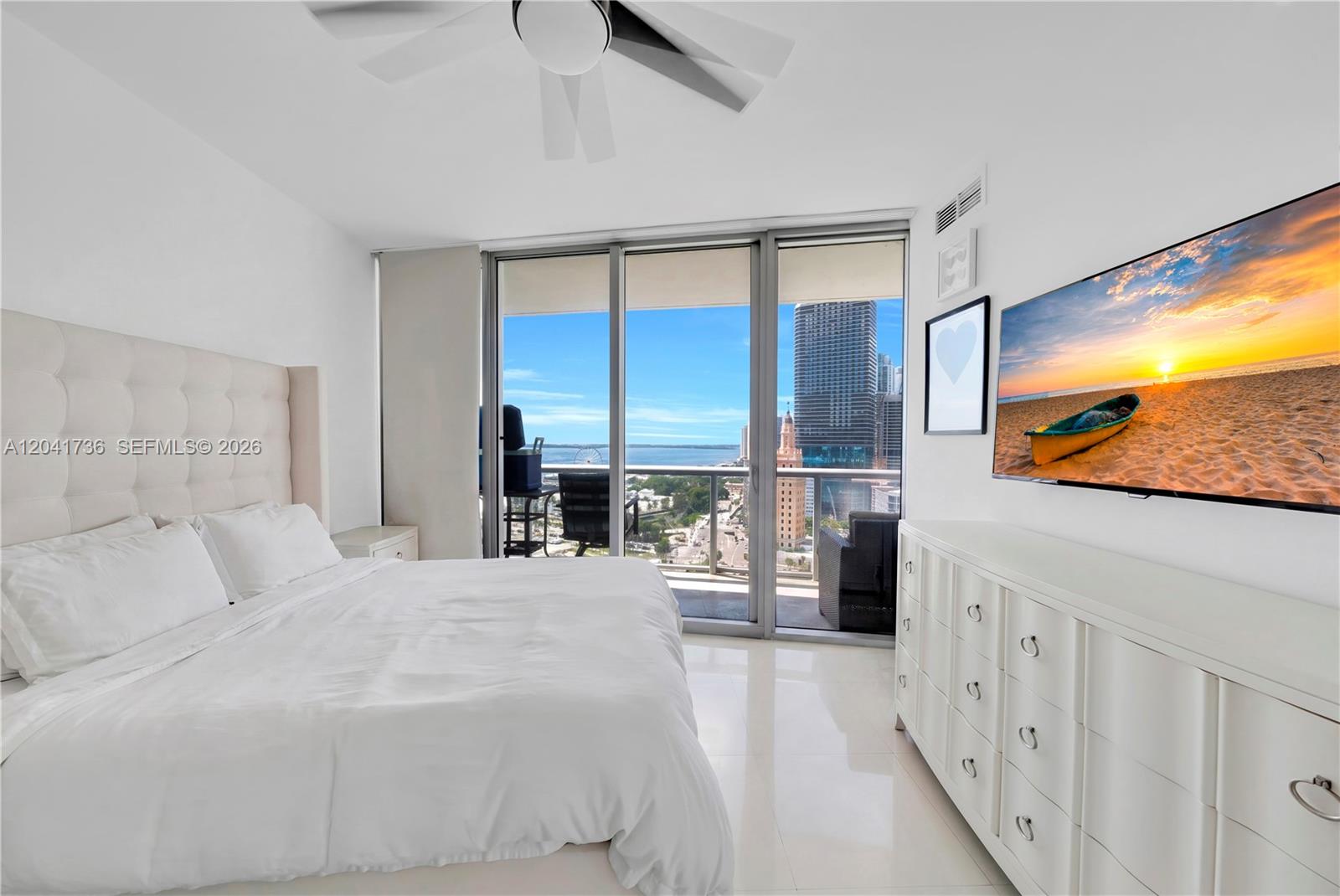 888 Biscayne Blvd # 2101