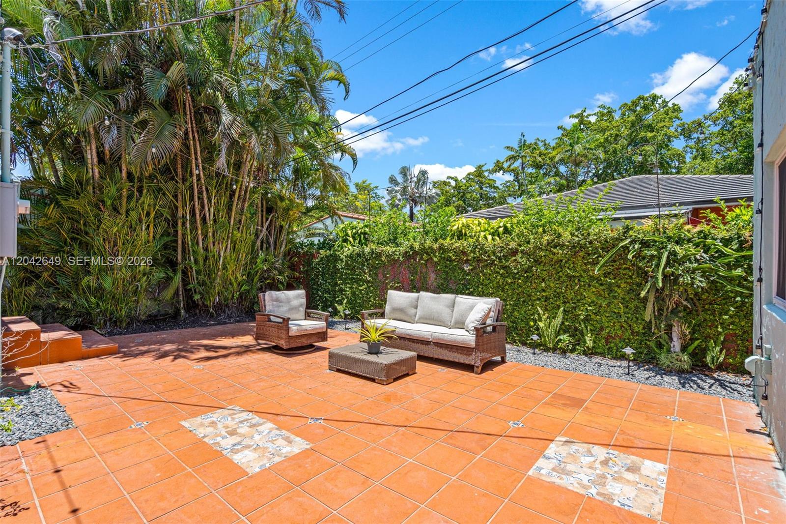 1209 La Mancha Ave
