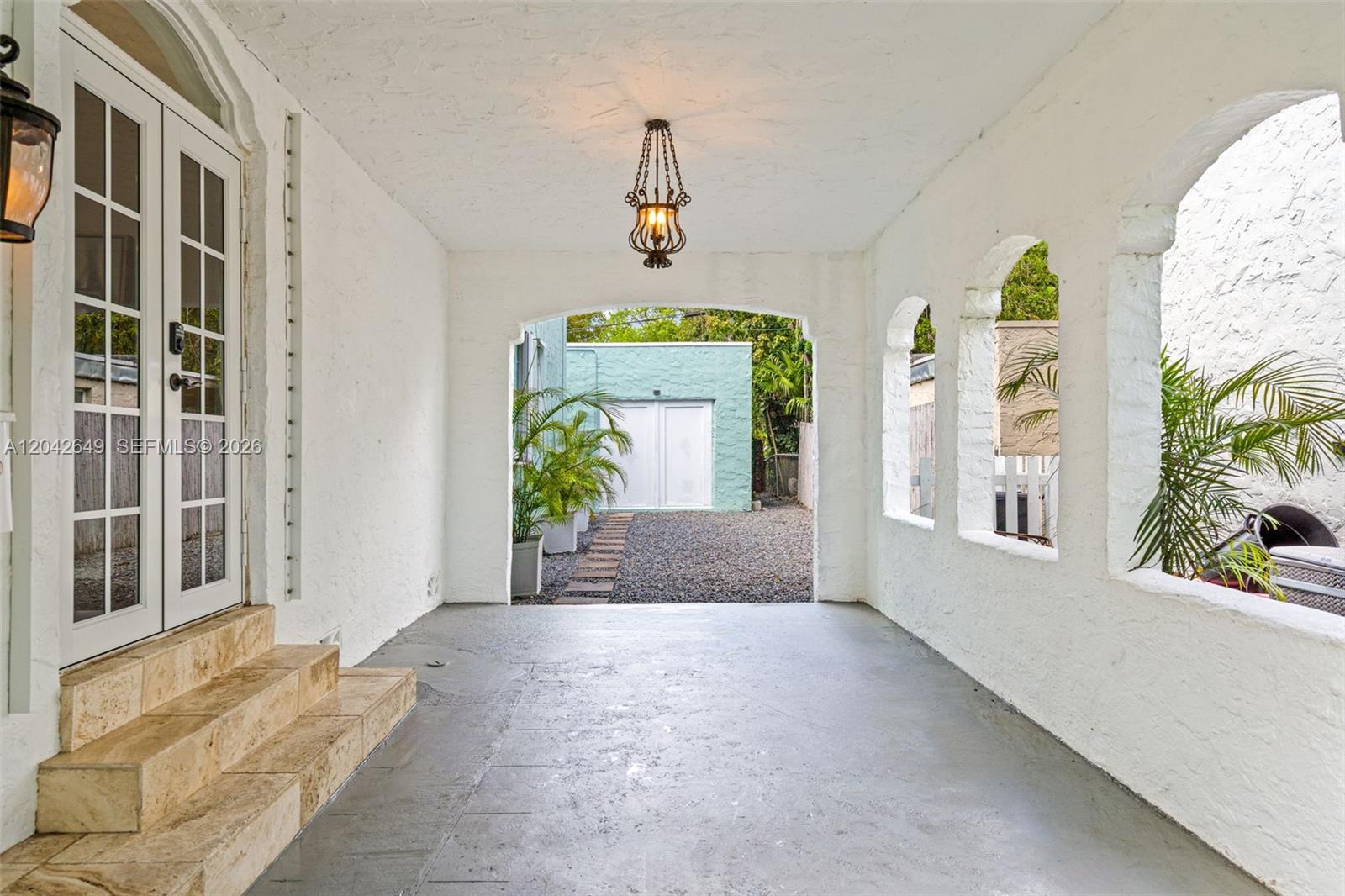 1209 La Mancha Ave