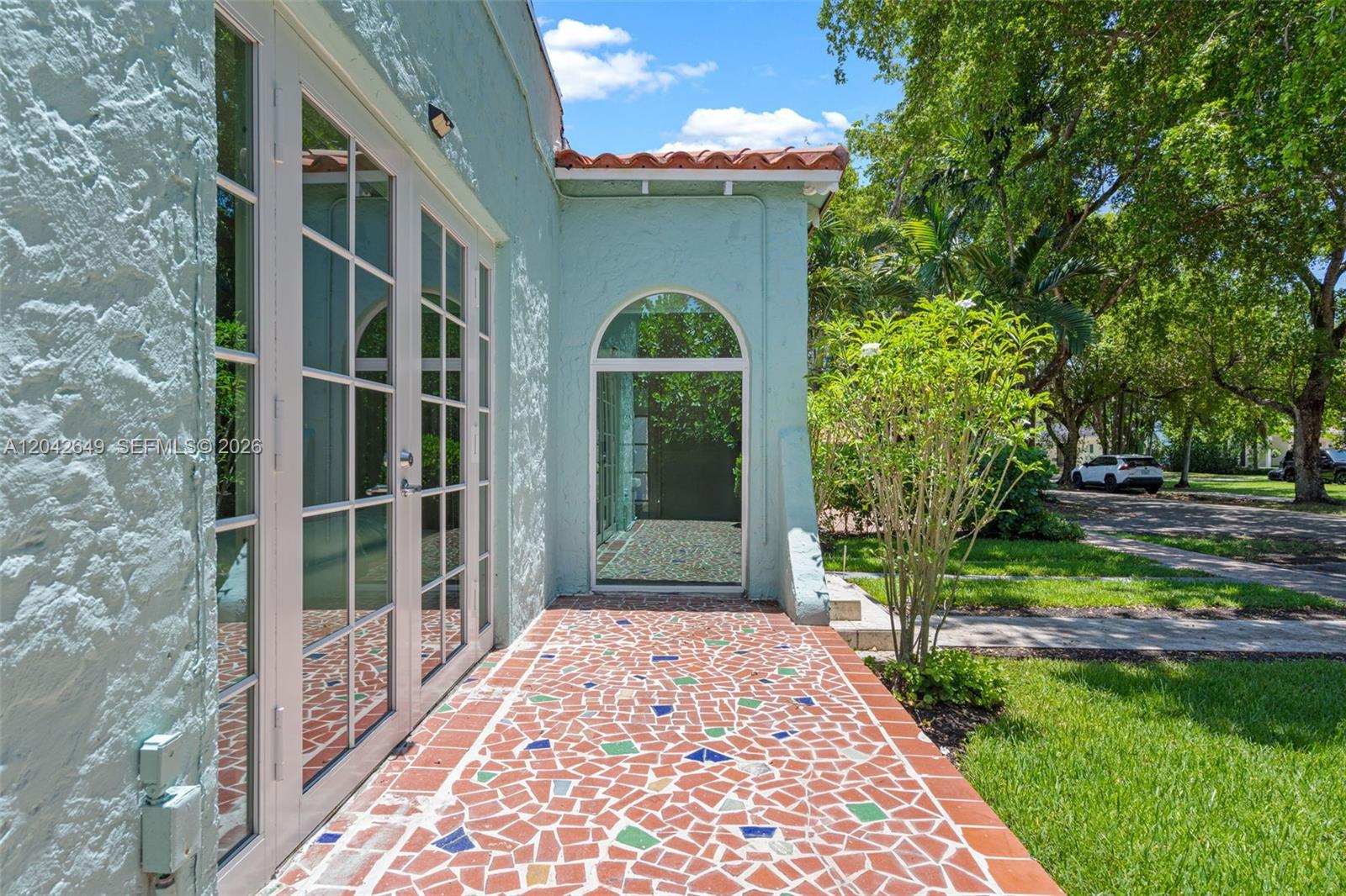 1209 La Mancha Ave