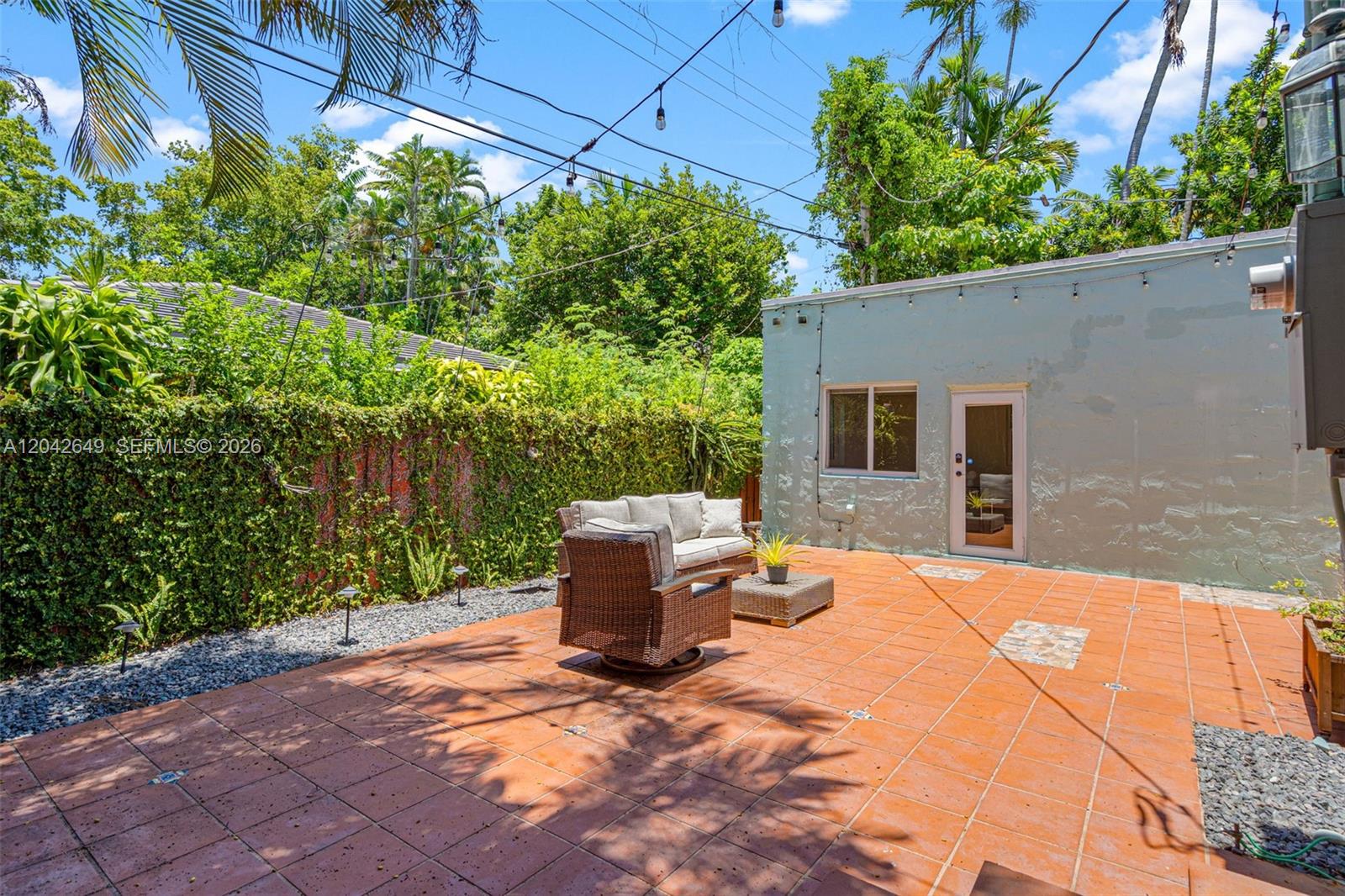 1209 La Mancha Ave