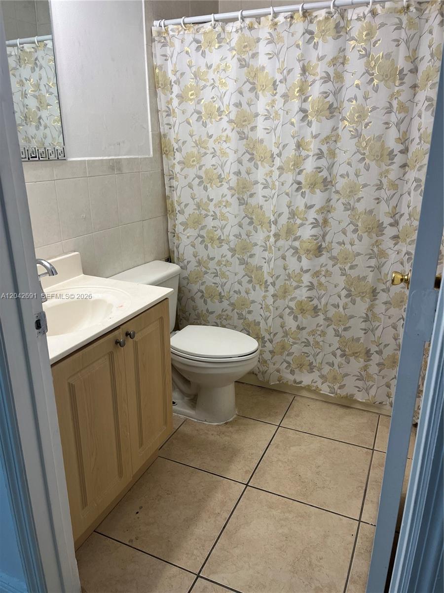 2185 NW 16th Ter # 10