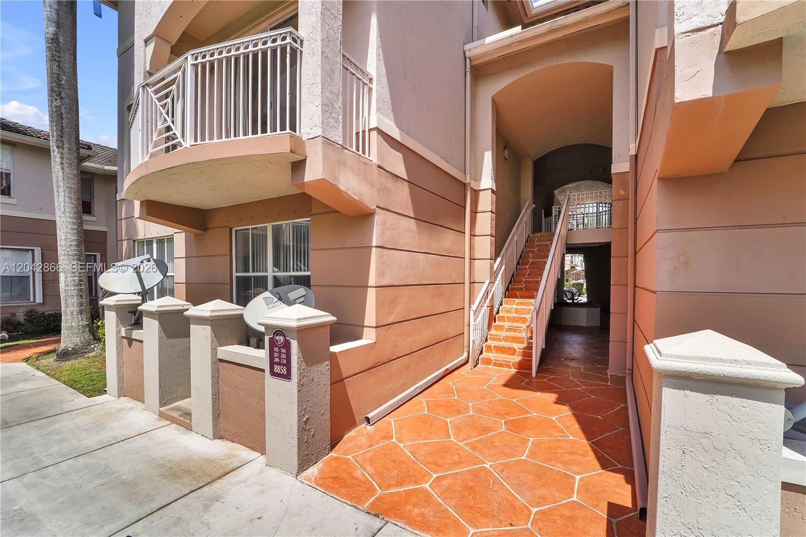 8858 W Flagler St # 210