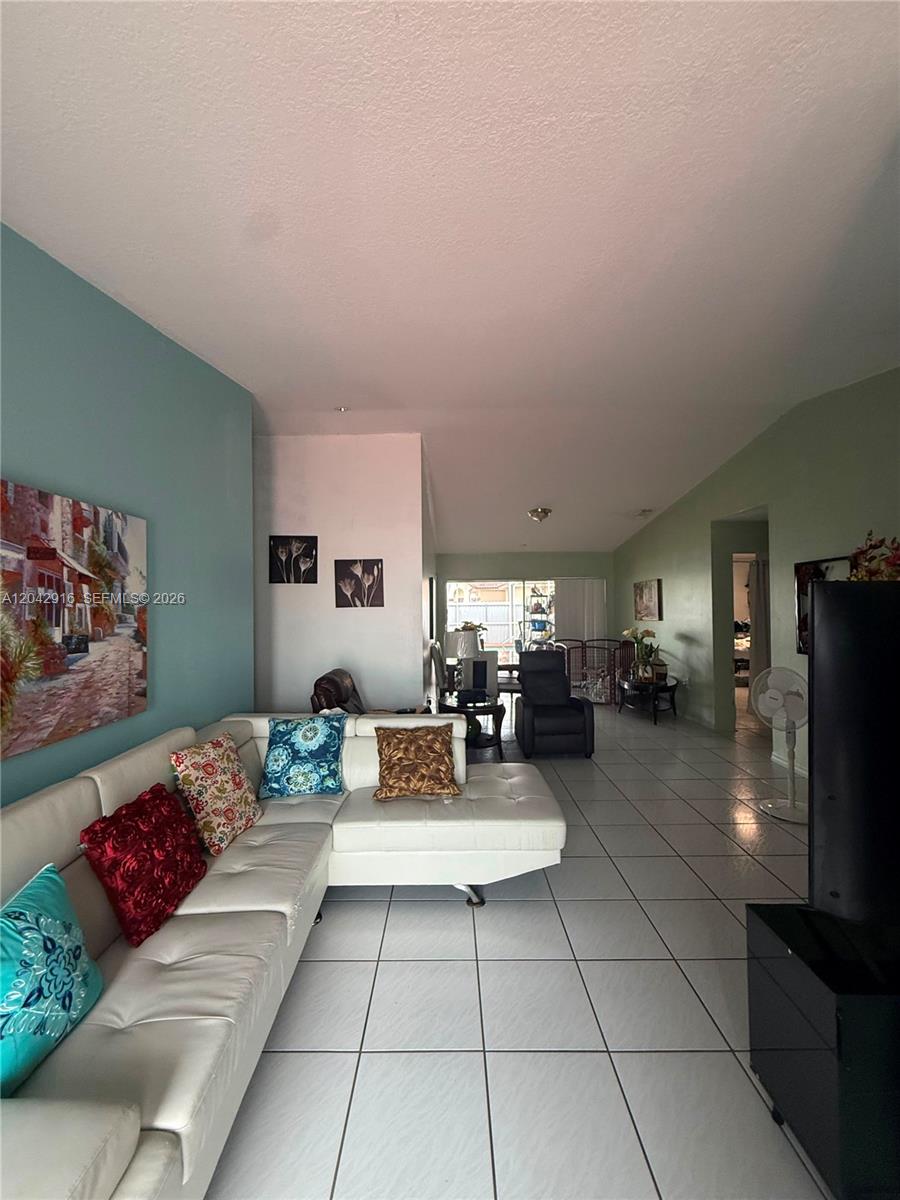 17401 SW 144th Ct