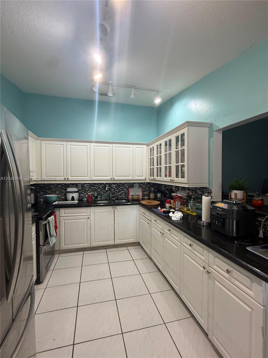 17401 SW 144th Ct