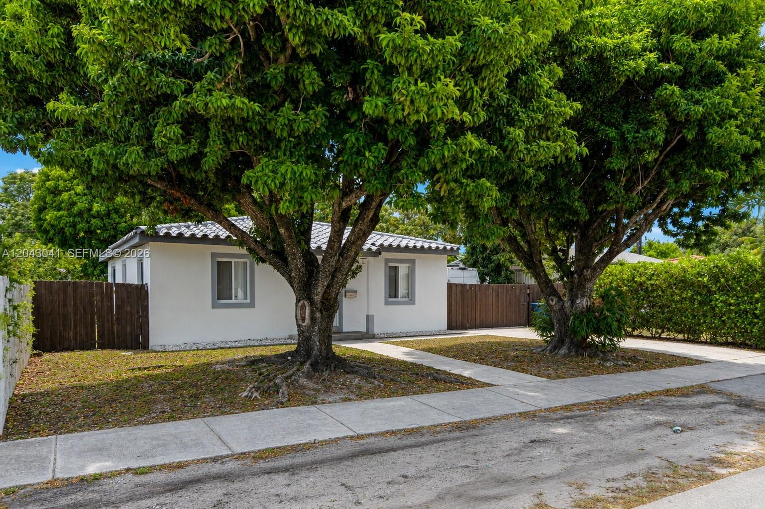 270 NW 51st Ave