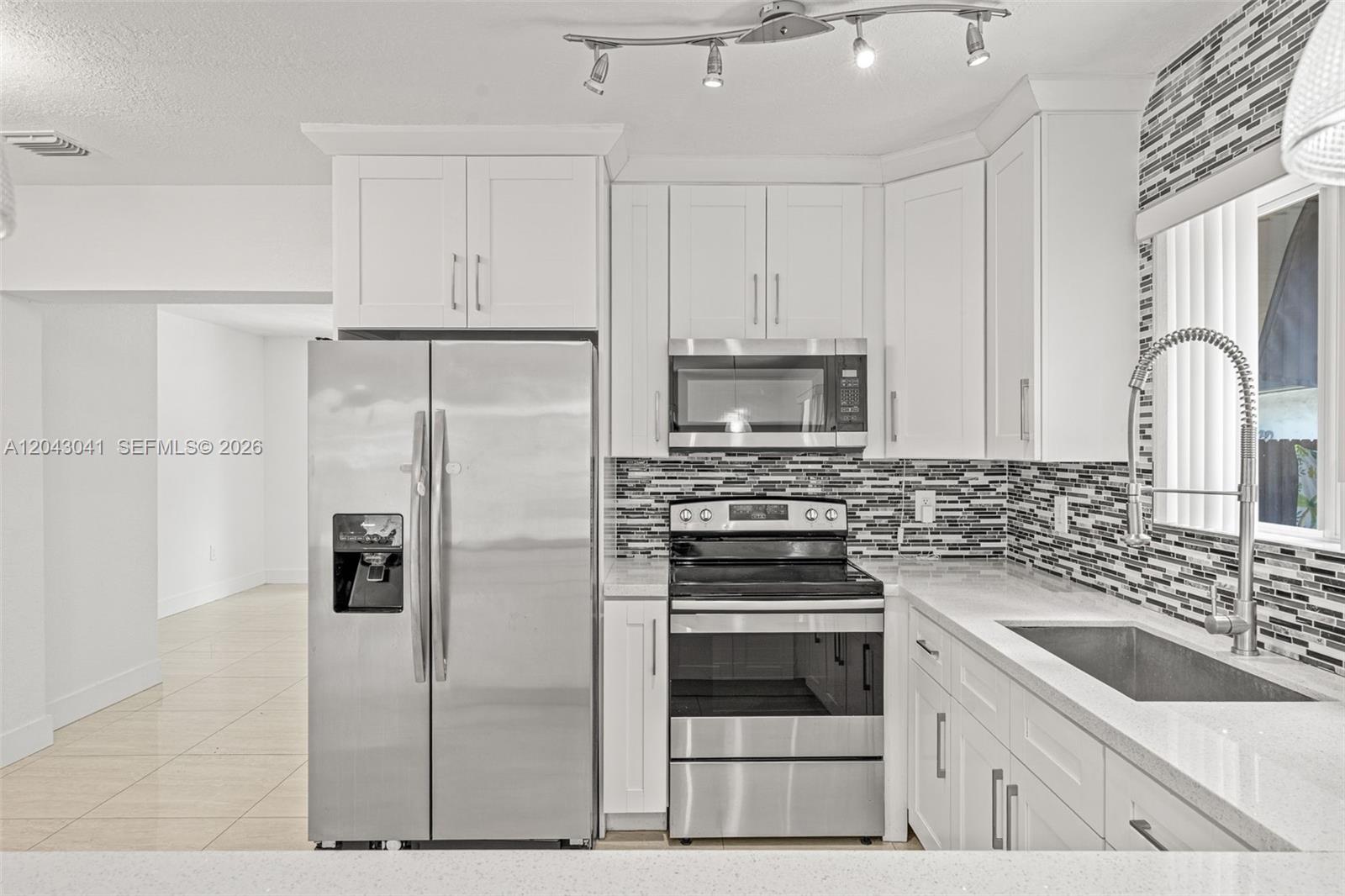 270 NW 51st Ave