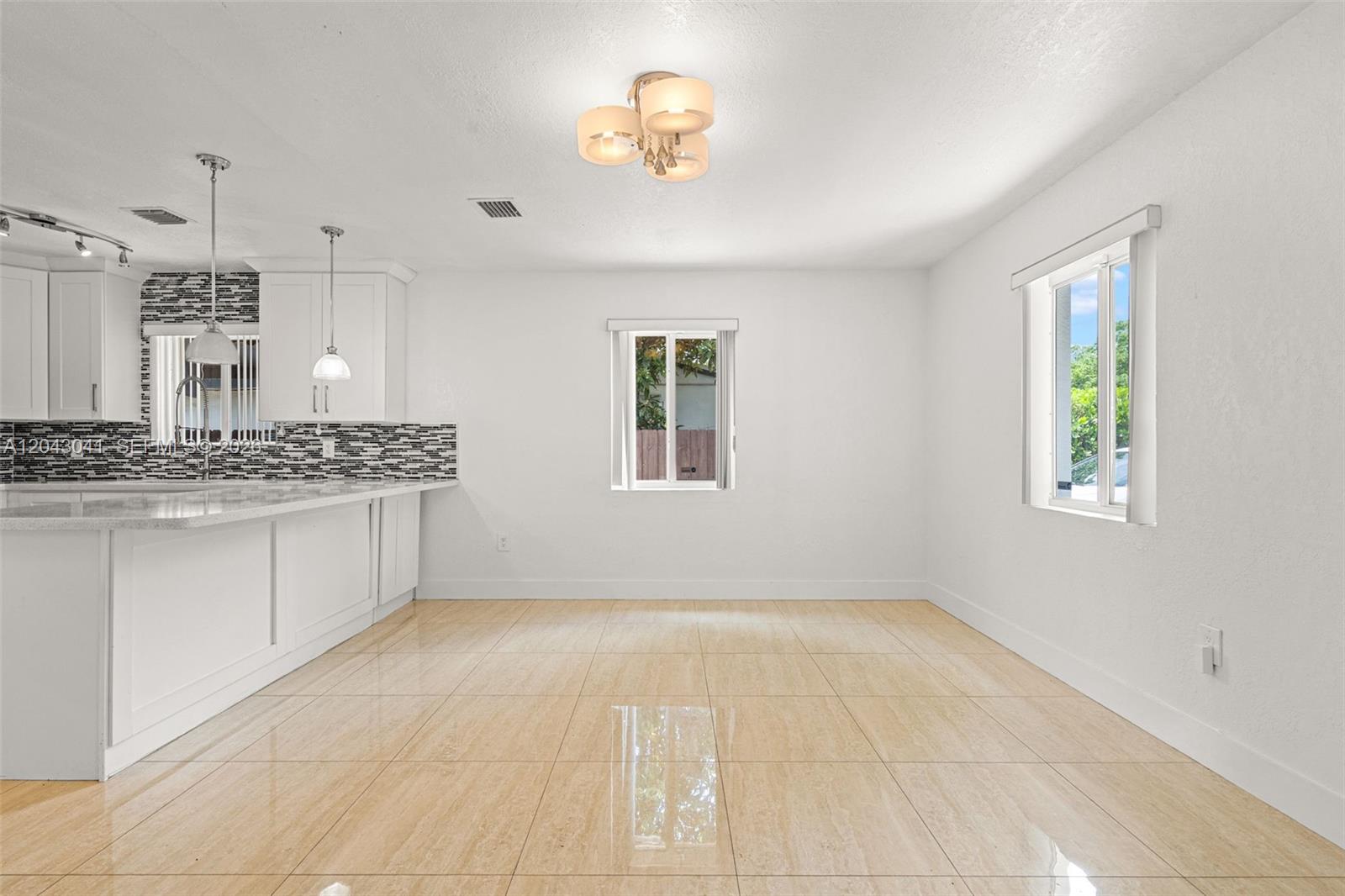 270 NW 51st Ave