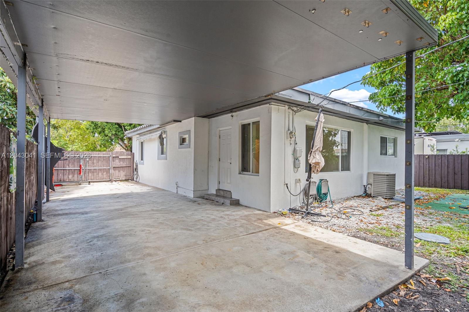 270 NW 51st Ave