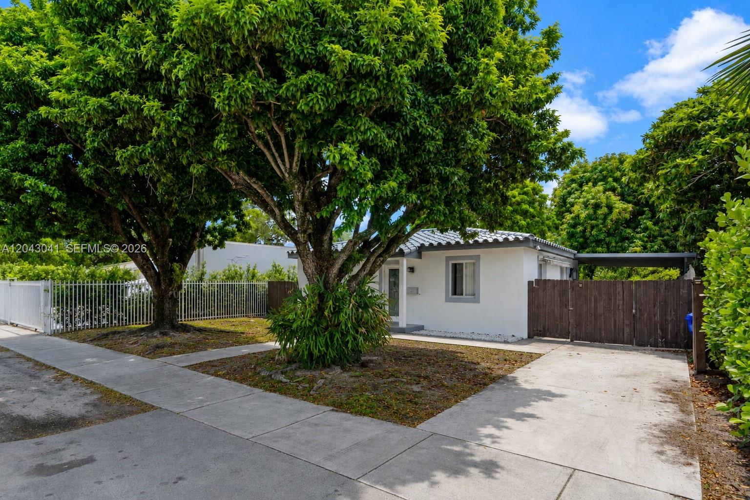 270 NW 51st Ave