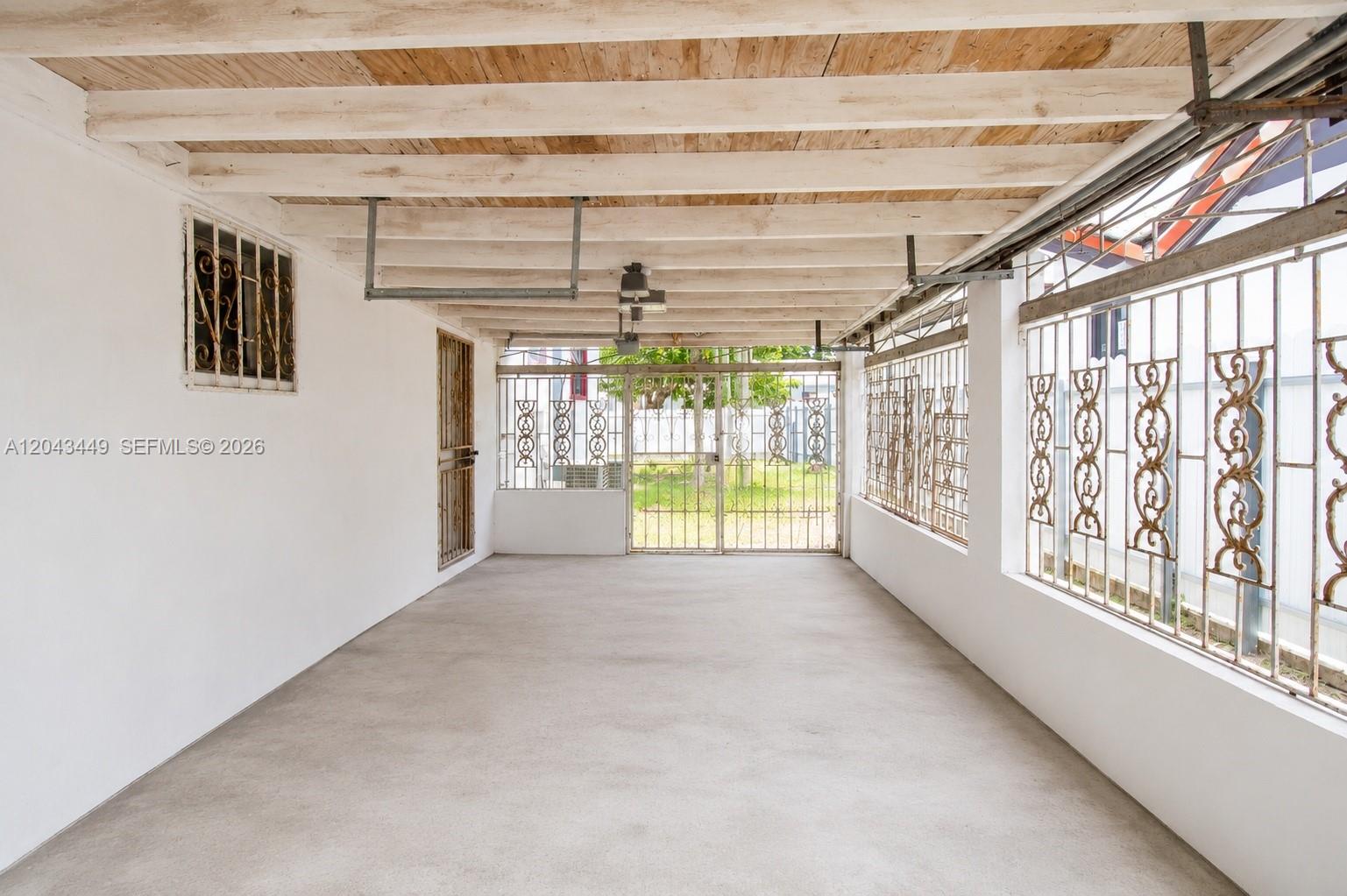 1000 NW 47th St