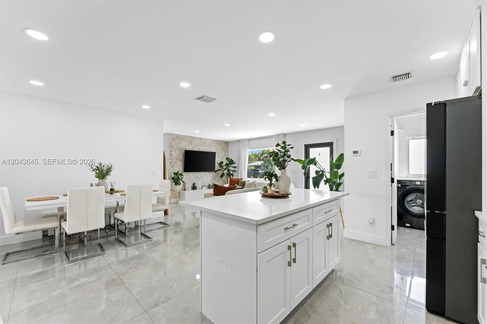 1120 SW 7th Ave