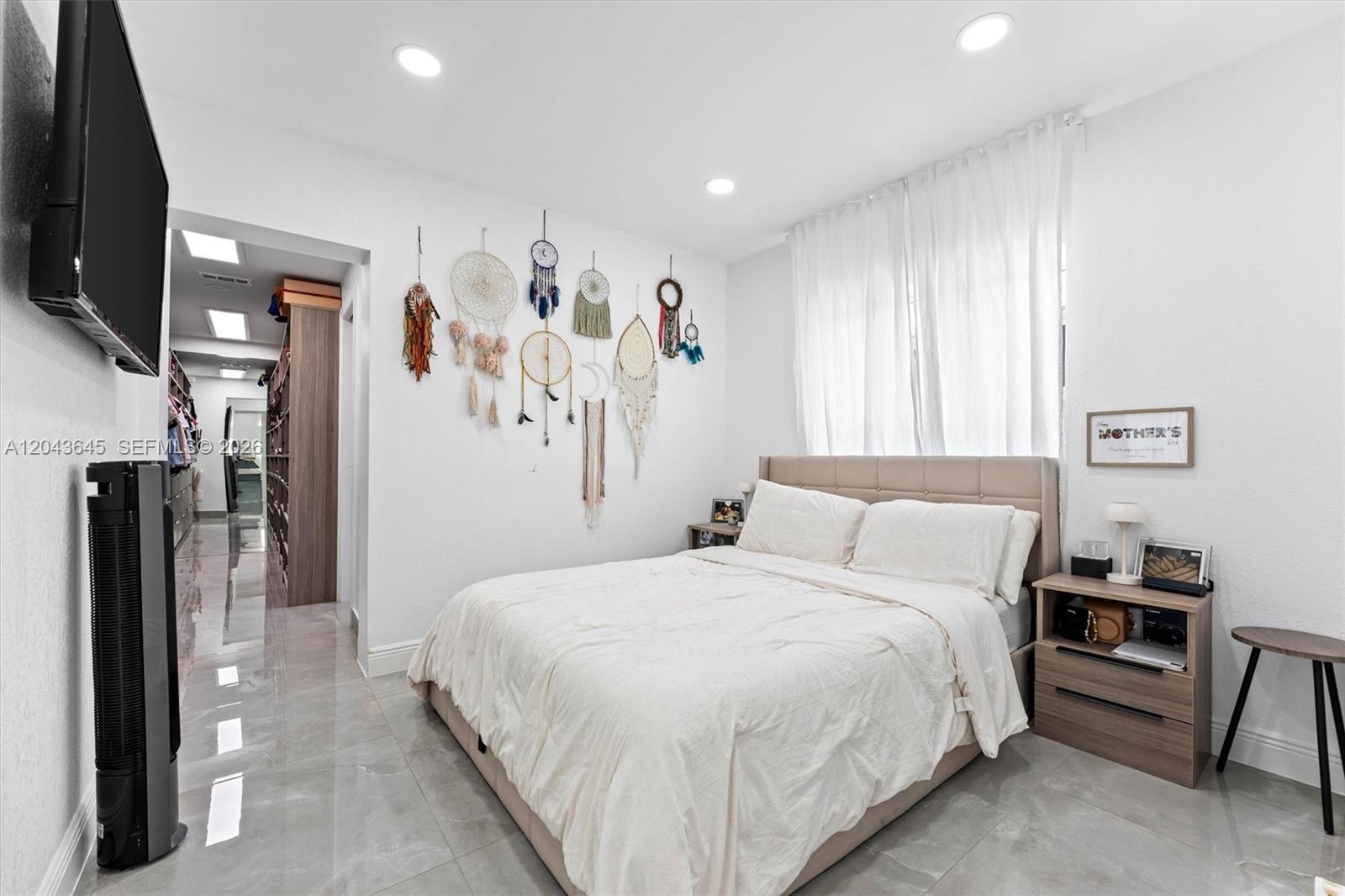 1120 SW 7th Ave