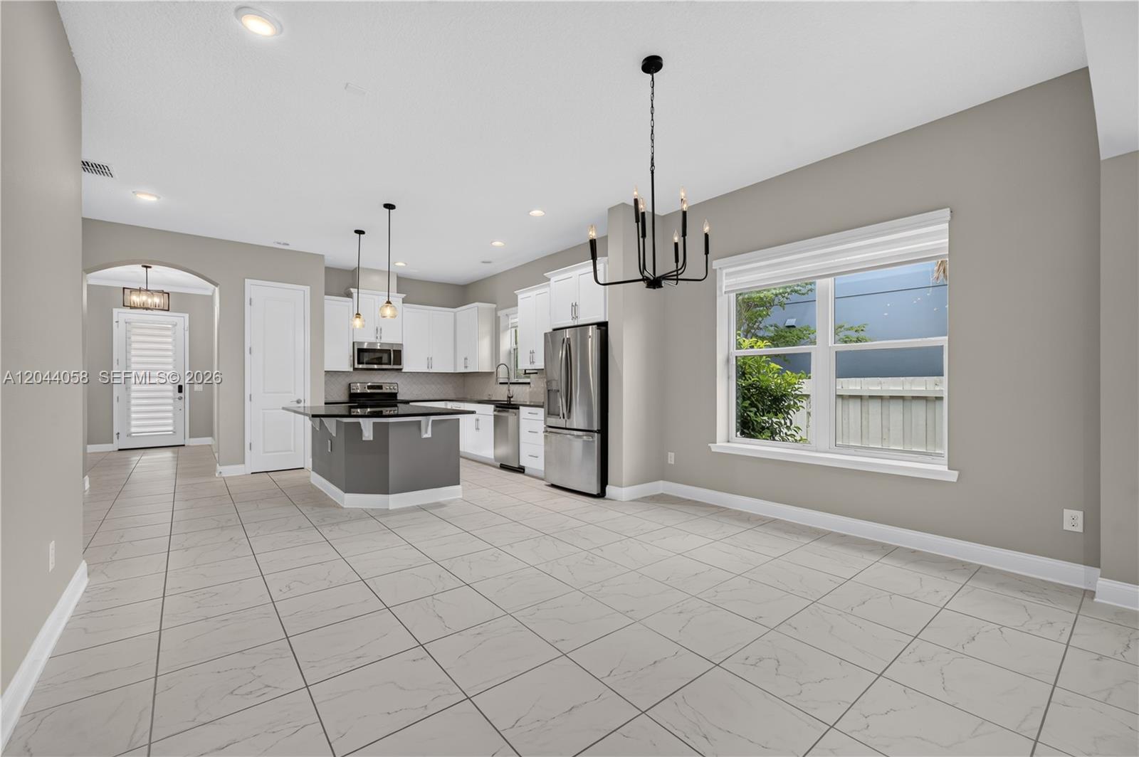 8437 Martinson