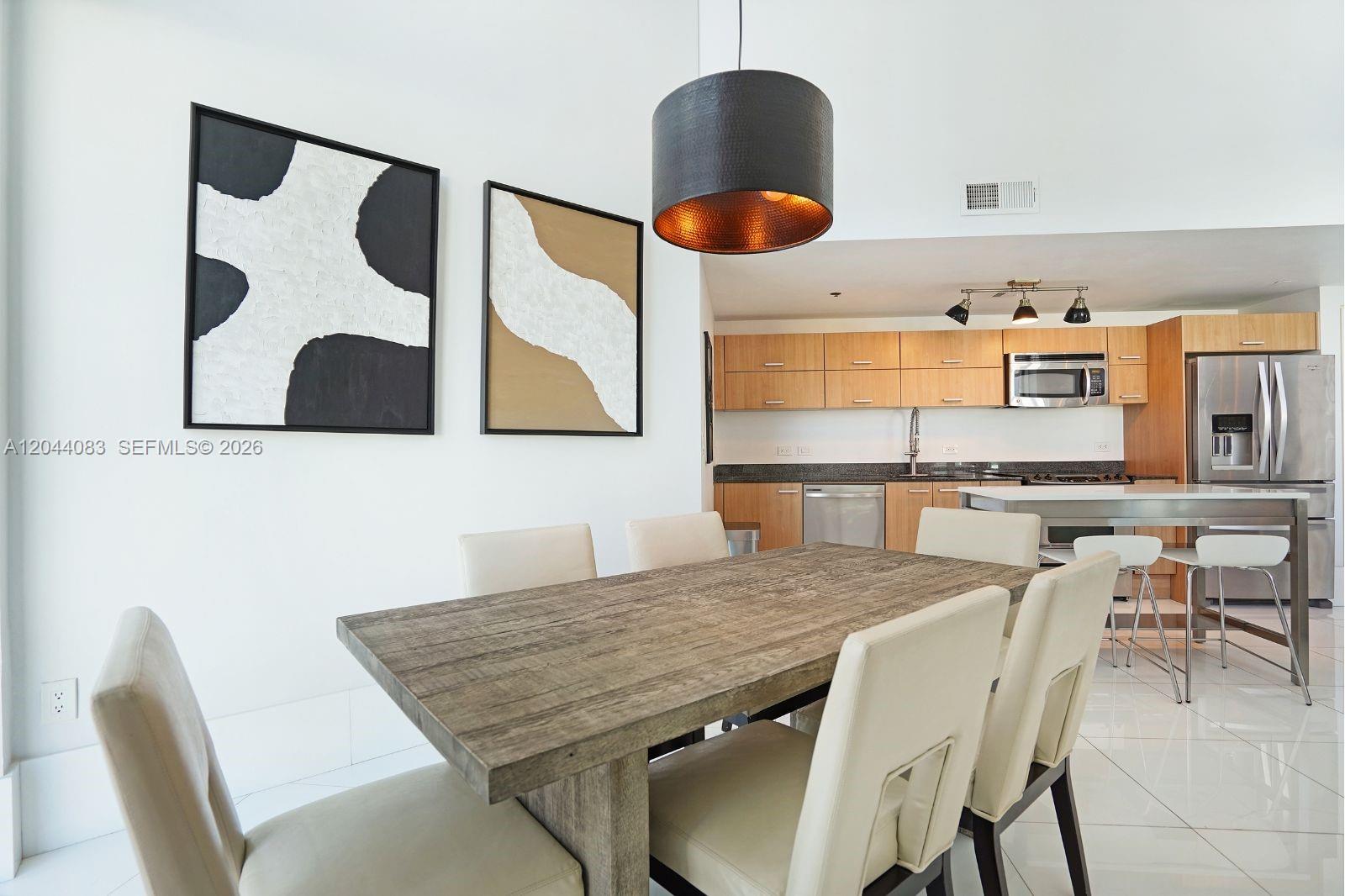 350 S Miami Ave Unit: 713