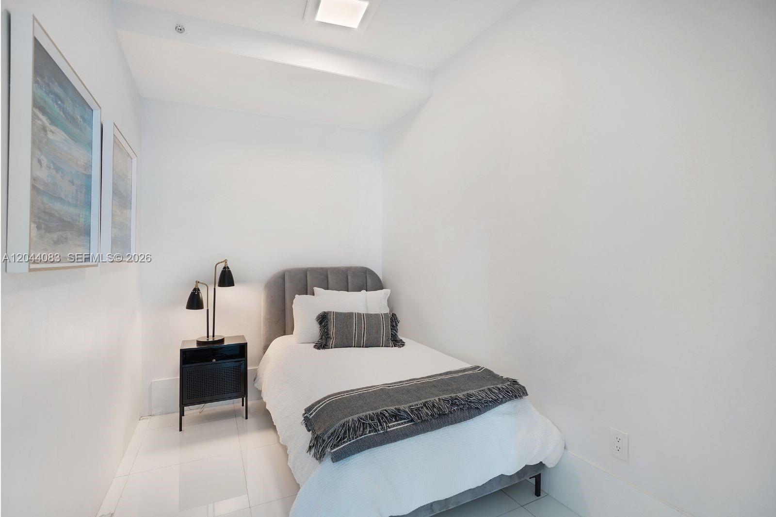 350 S Miami Ave Unit: 713