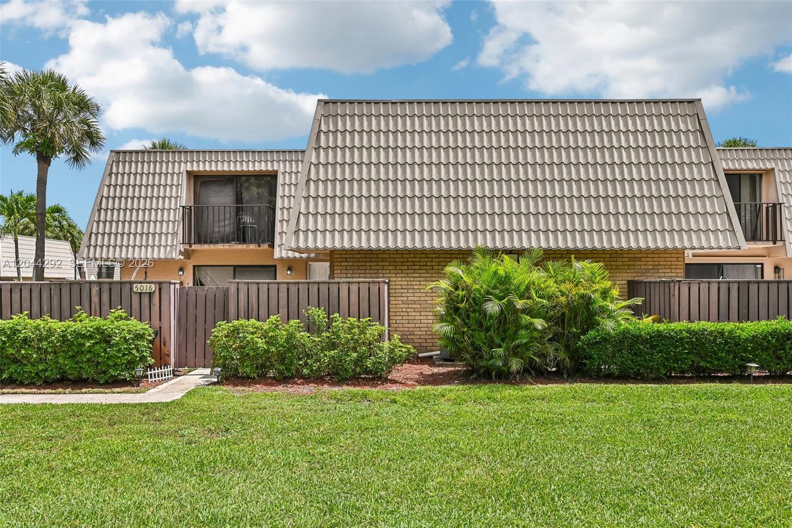 5016 50th Way