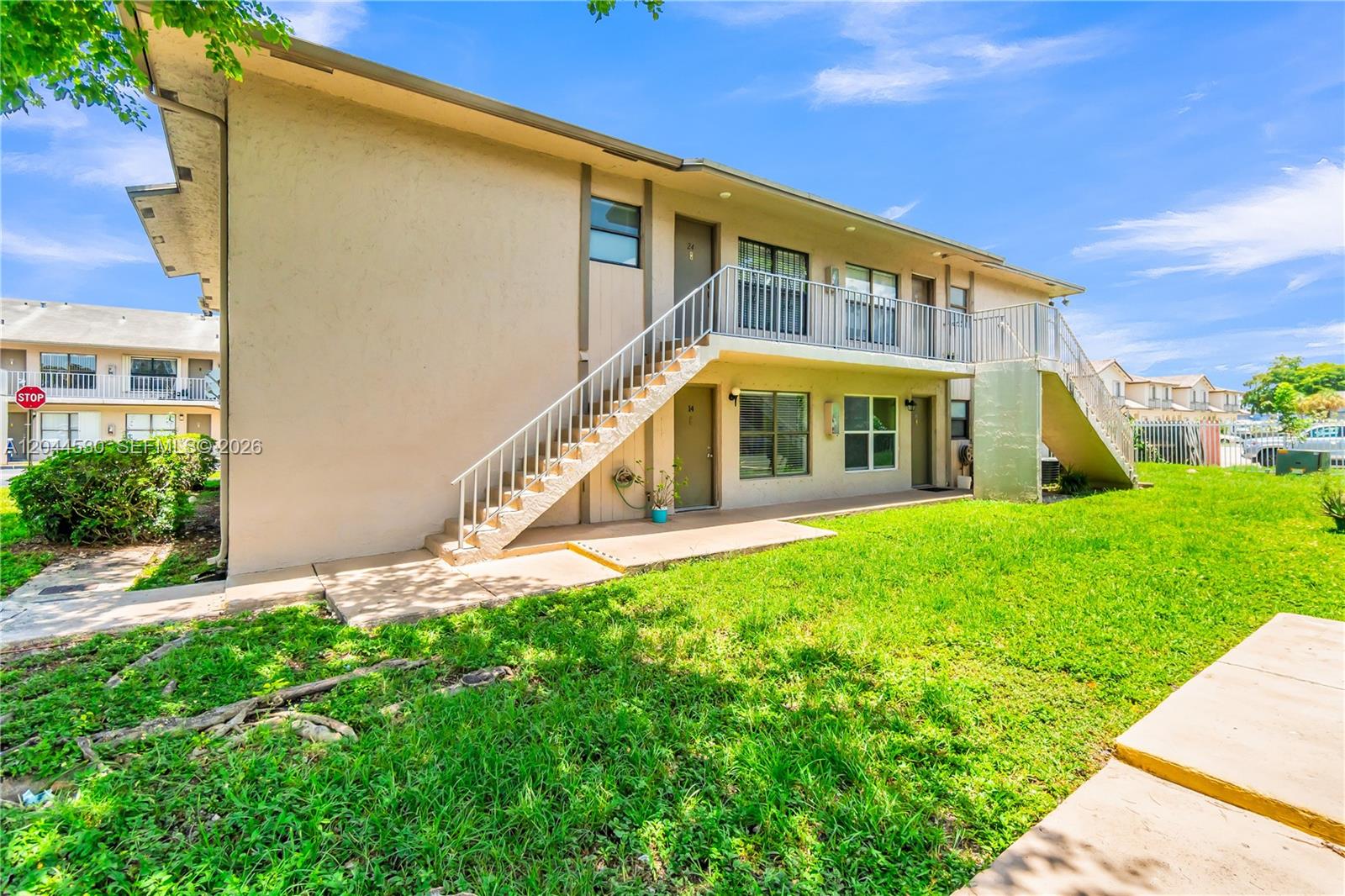 15350 SW 72nd St # 24 Unit: 24-24