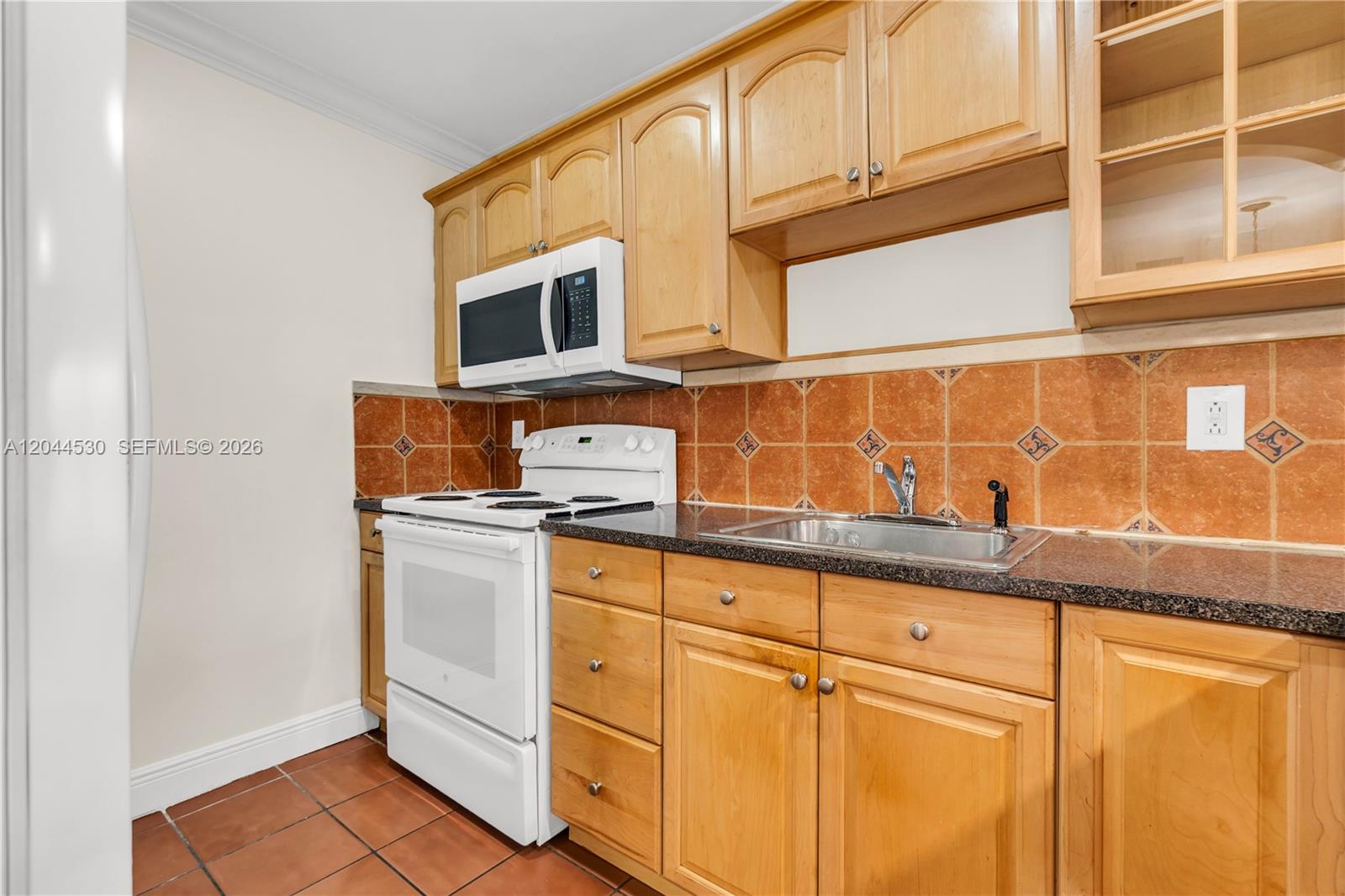 15350 SW 72nd St # 24 Unit: 24-24