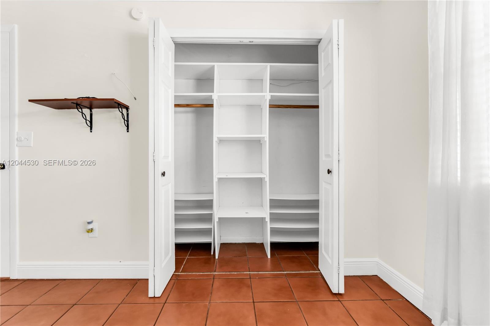15350 SW 72nd St # 24 Unit: 24-24
