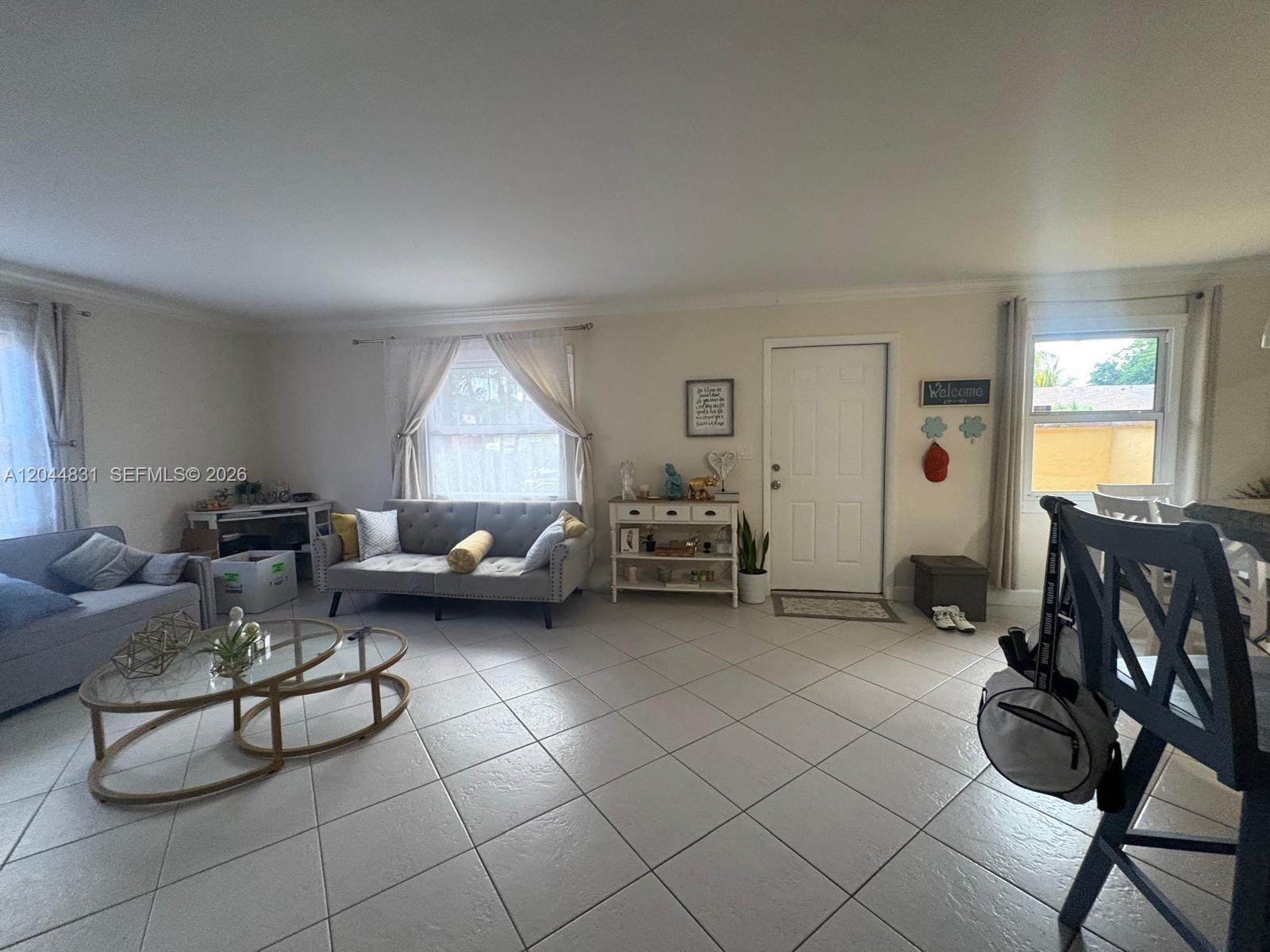4402 NW 5th Ave # 4402