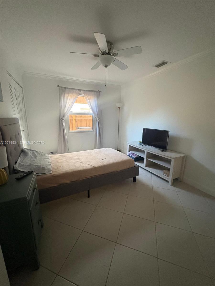 4402 NW 5th Ave # 4402