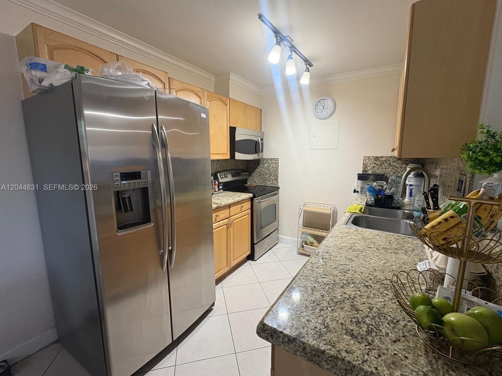 4402 NW 5th Ave # 4402