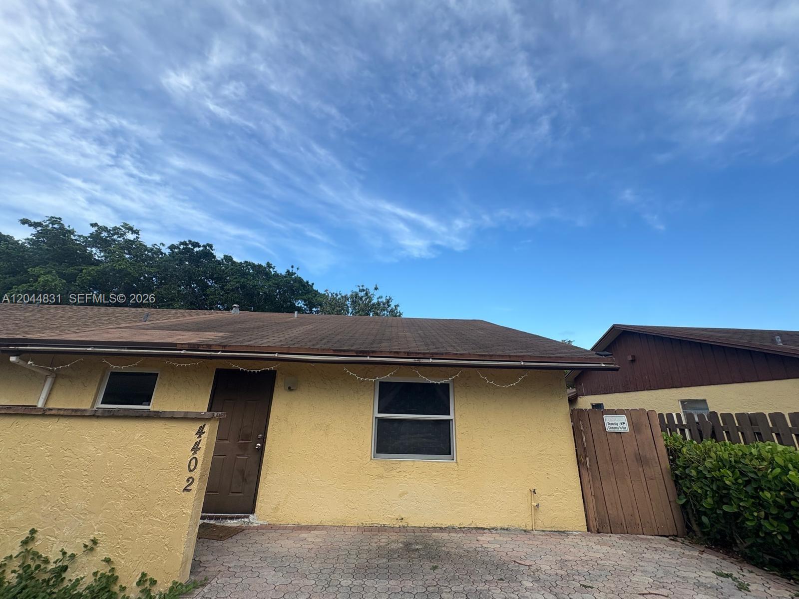 4402 NW 5th Ave # 4402
