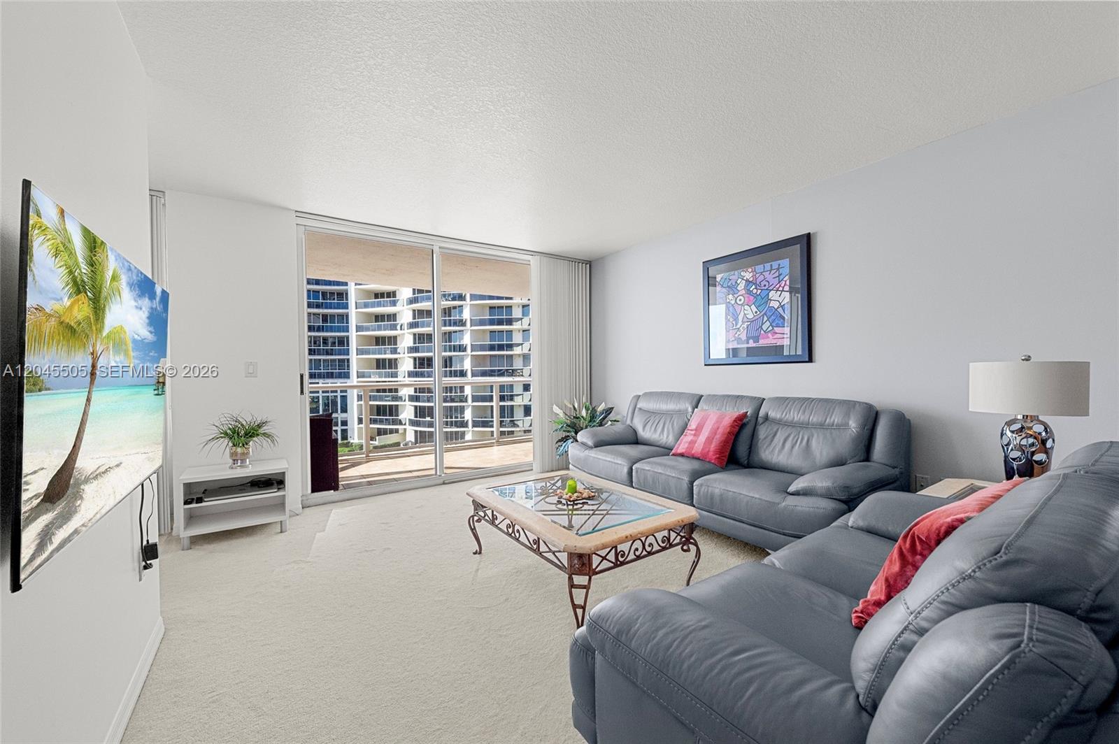 17275 Collins Ave # 804