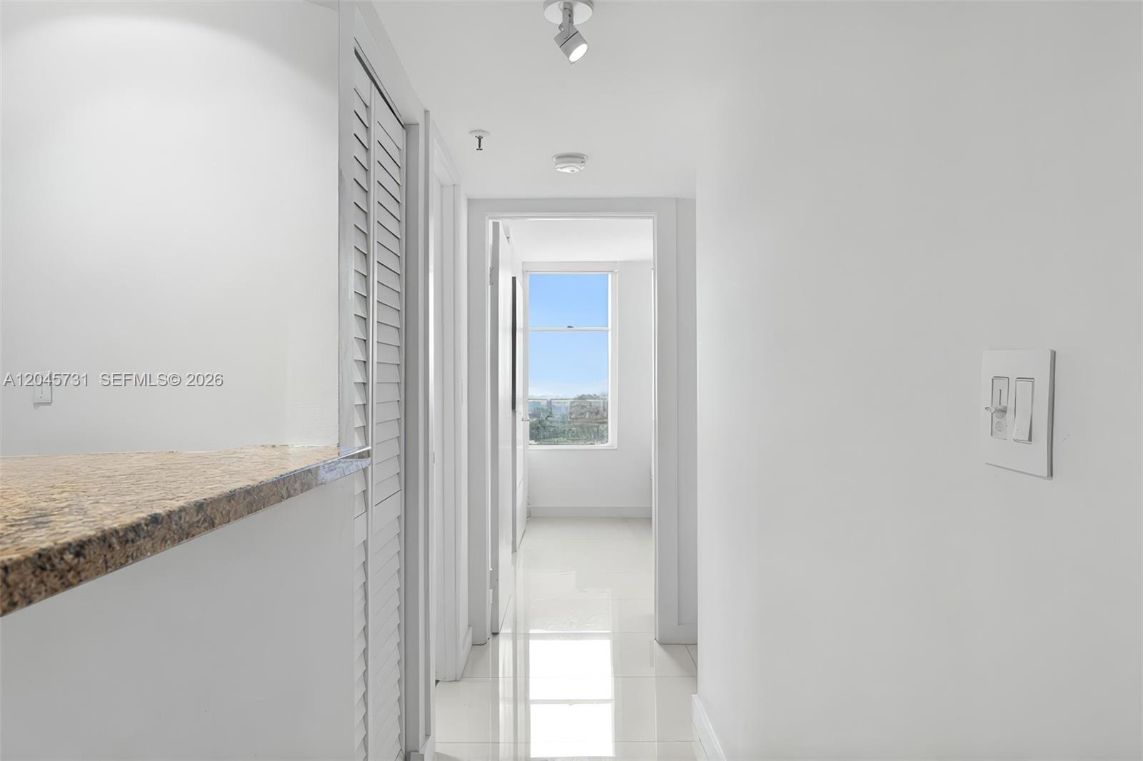 1775 Washington Ave # 14F