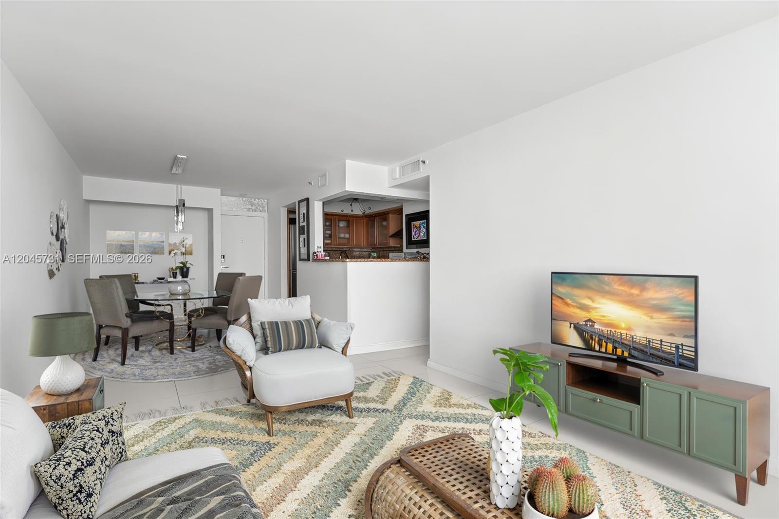 1775 Washington Ave # 14F