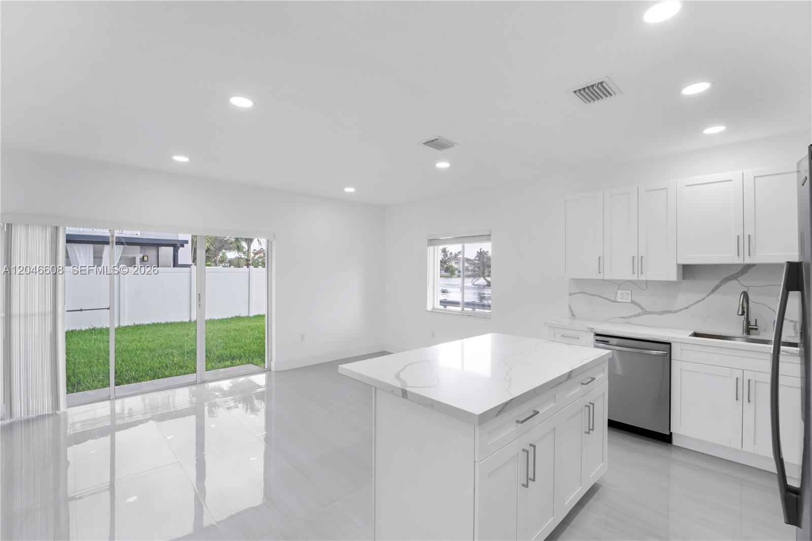 2802 SW 128th Way