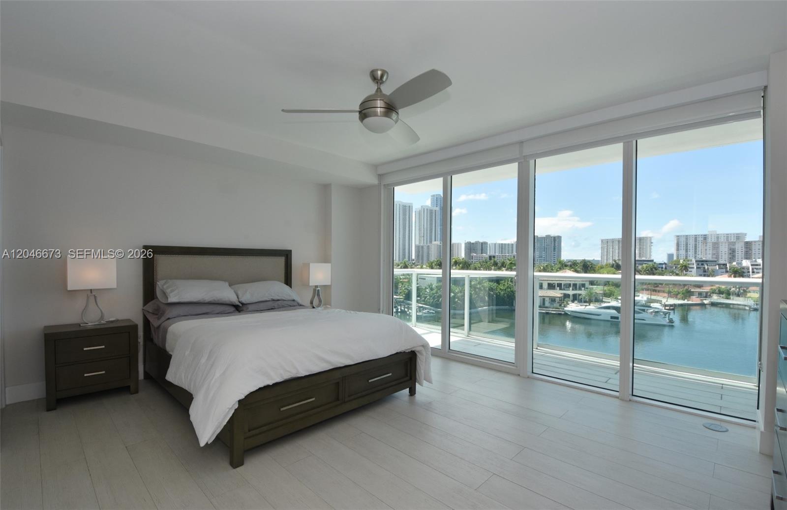 400 Sunny Isles Blvd # 521