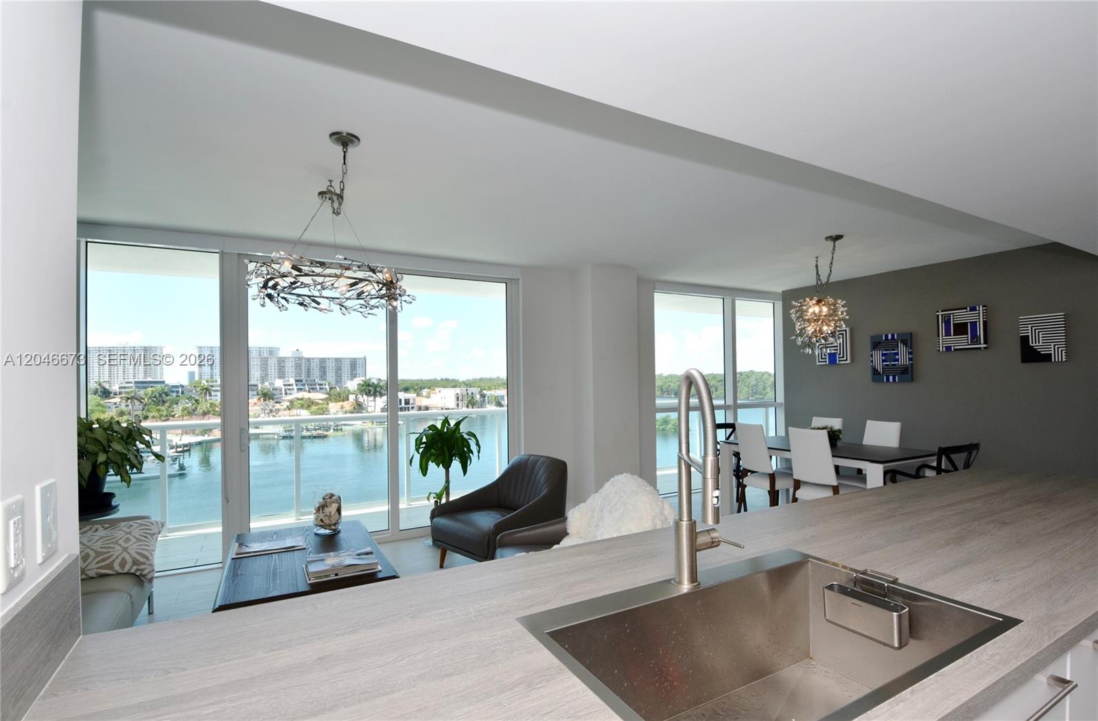 400 Sunny Isles Blvd # 521