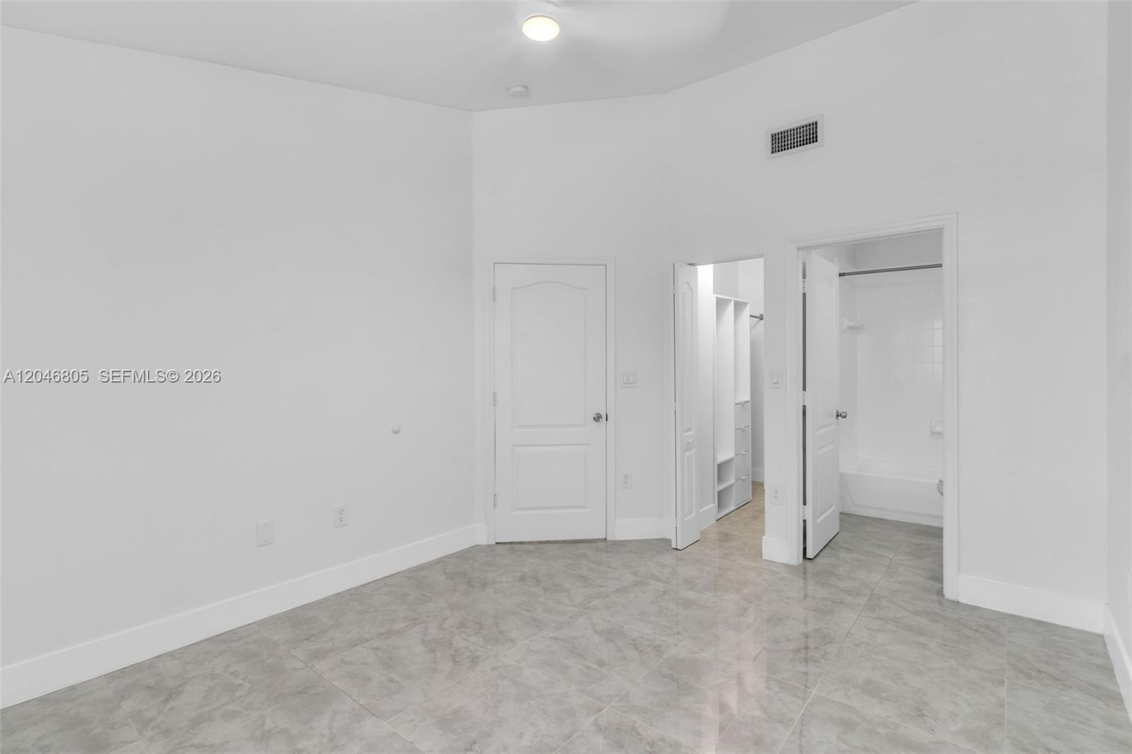 14231 SW 120th Ct # 11 Unit: 4-11