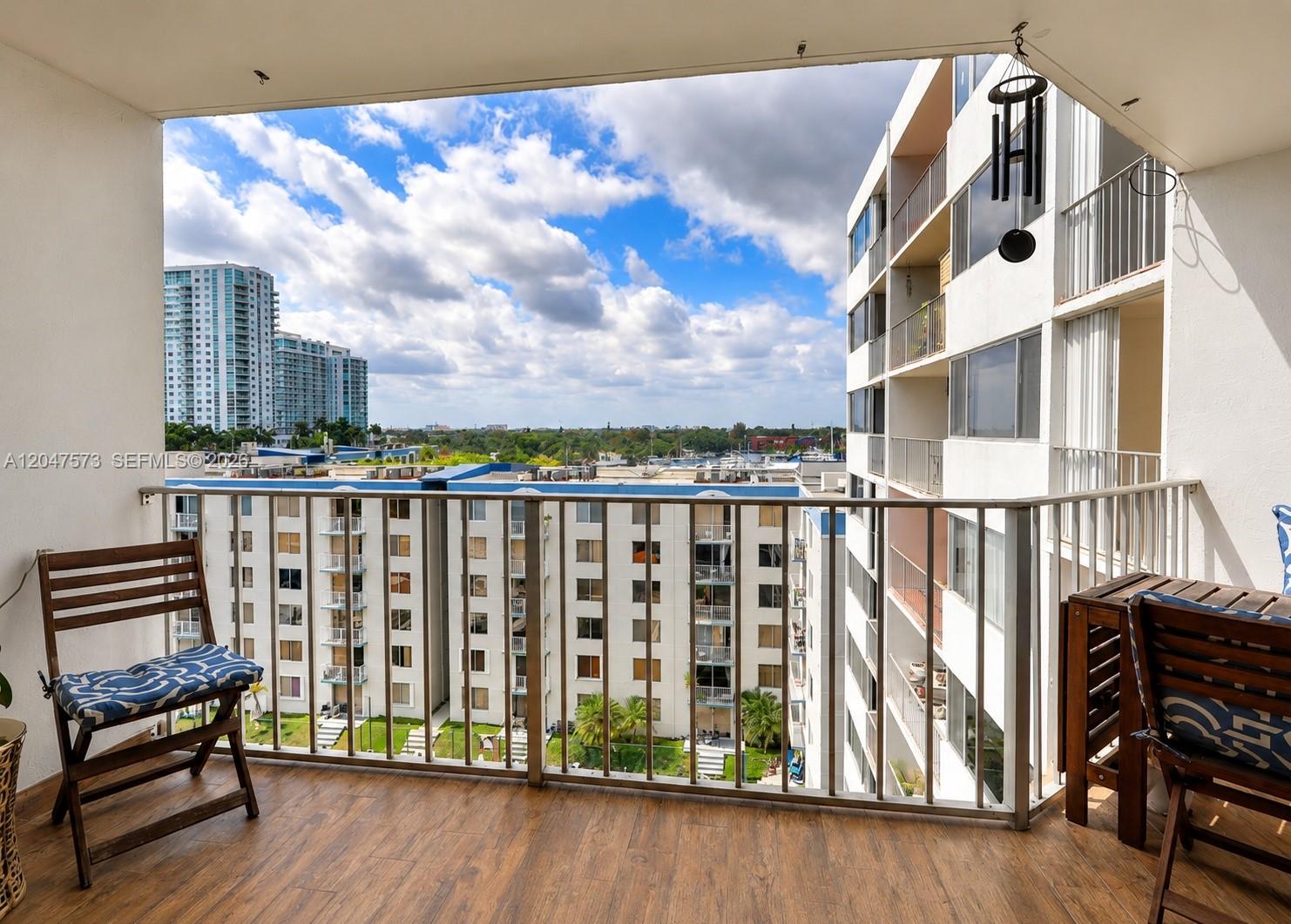 1700 NW N River Dr # 804