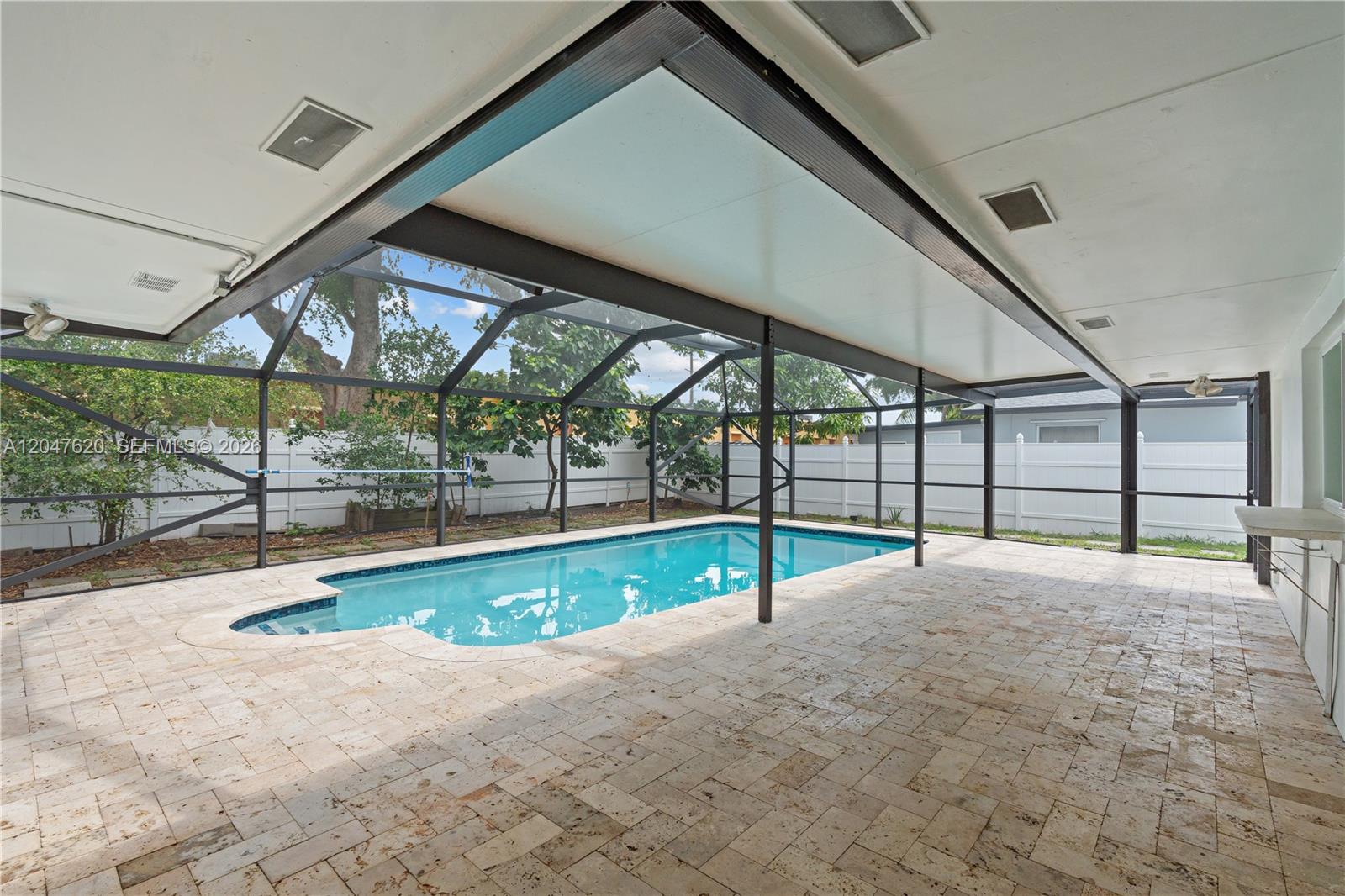 9110 NW 18th Ct