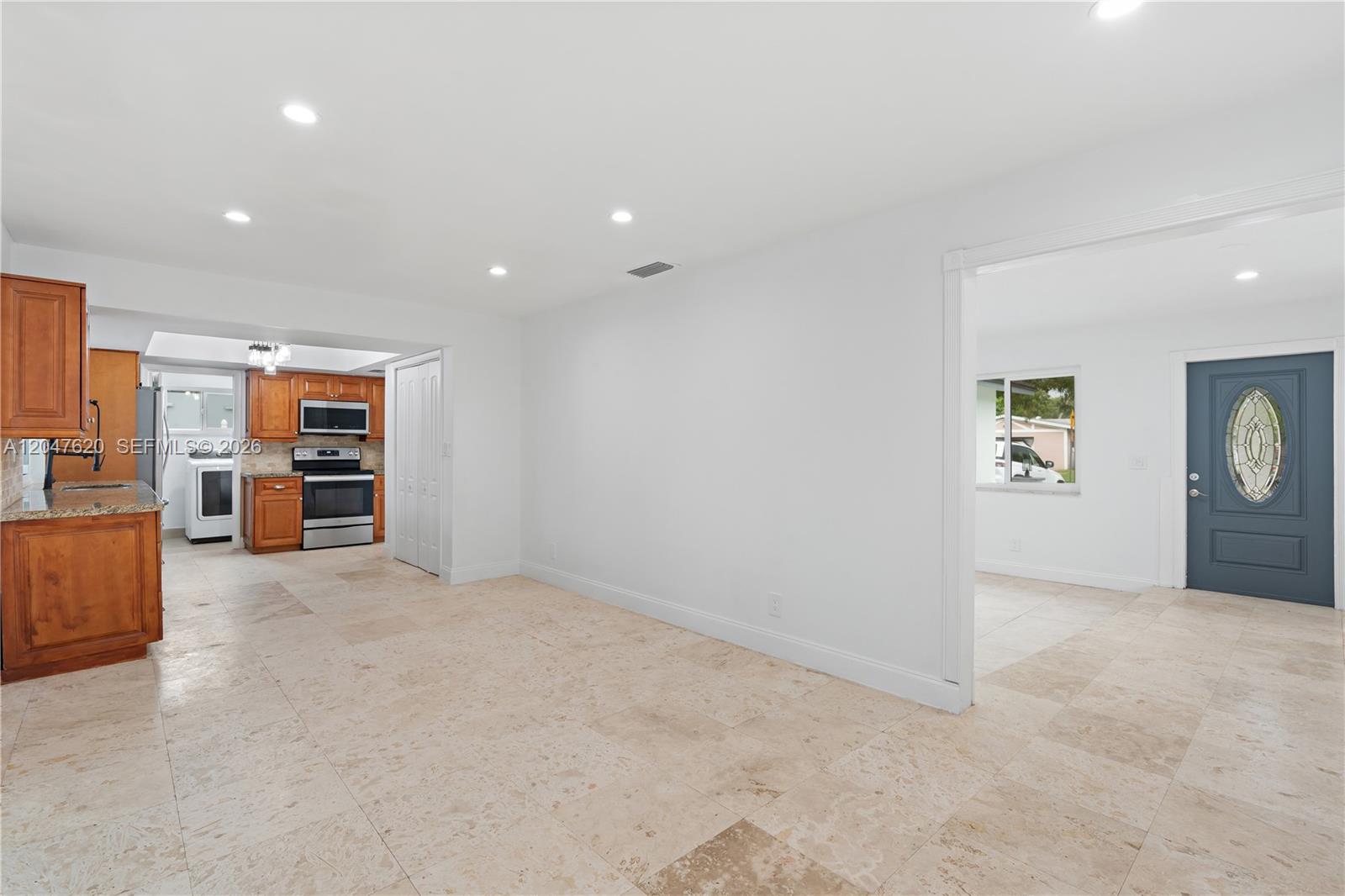9110 NW 18th Ct