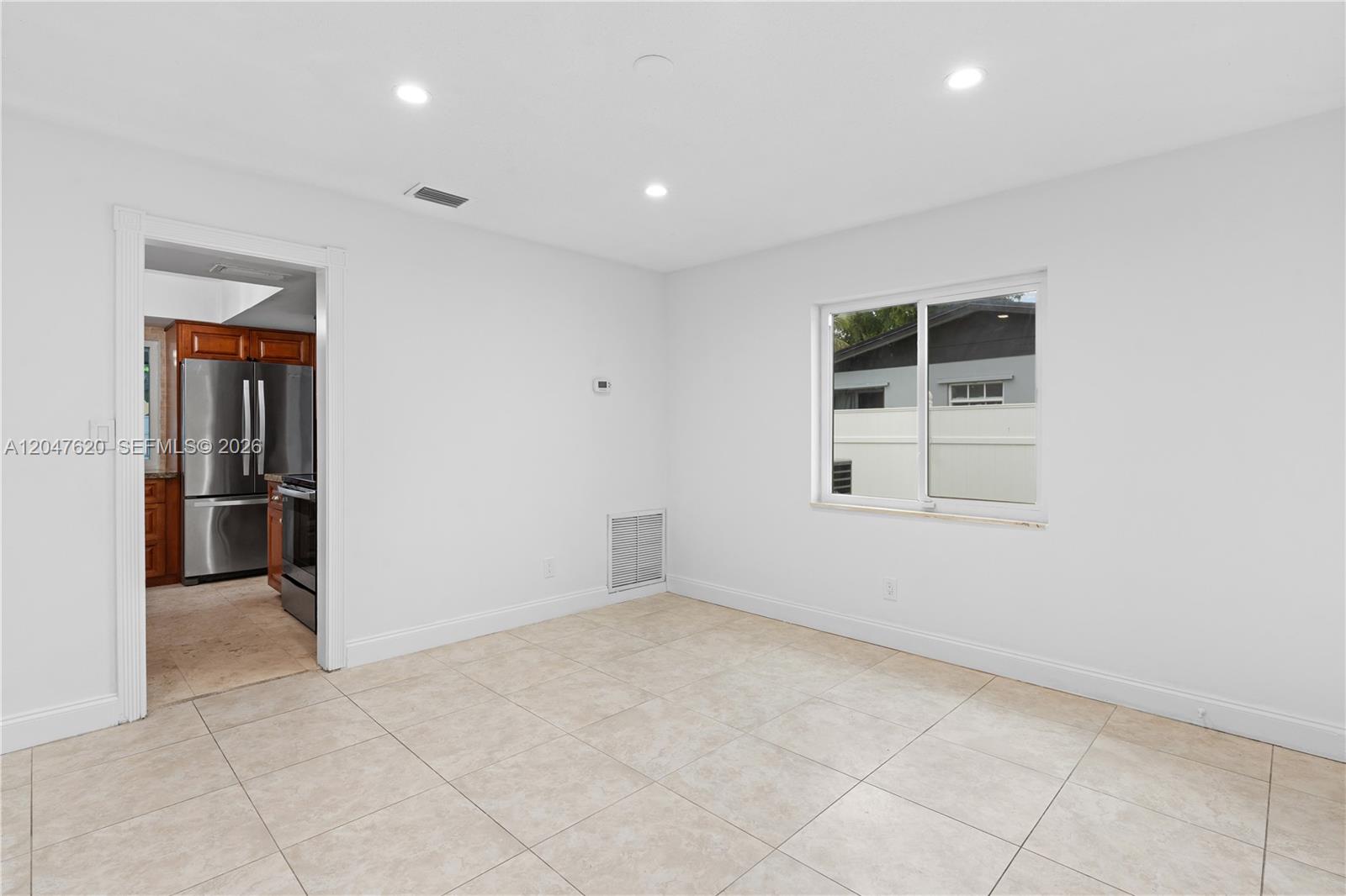 9110 NW 18th Ct