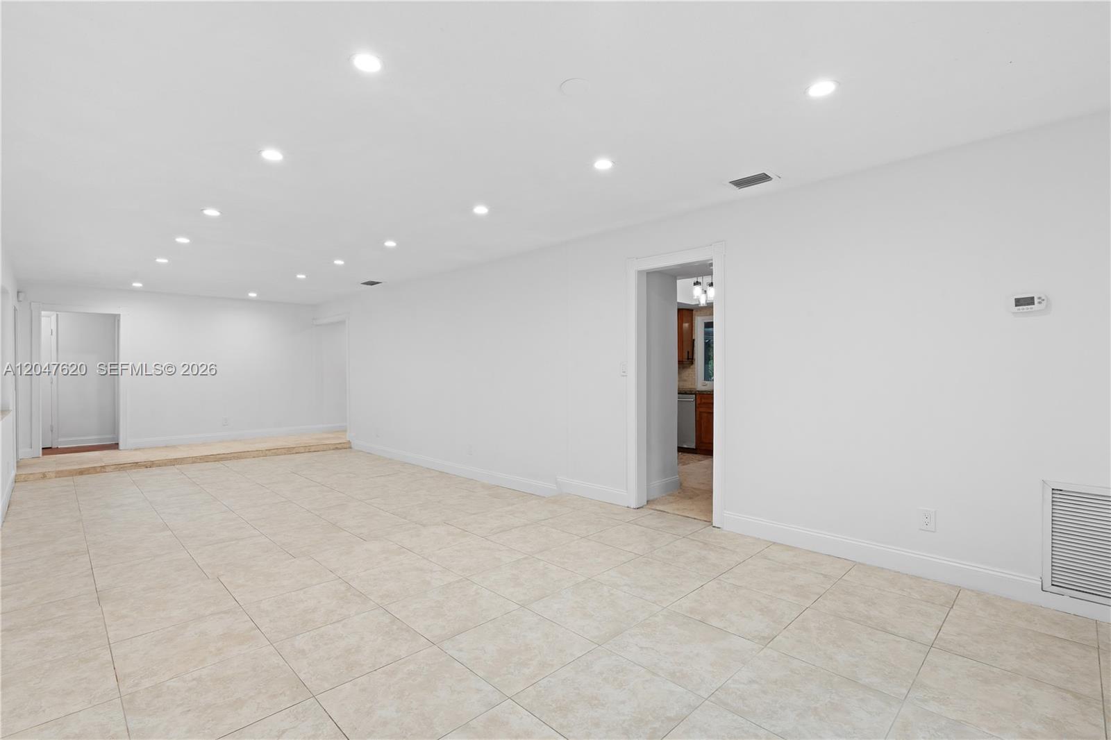 9110 NW 18th Ct