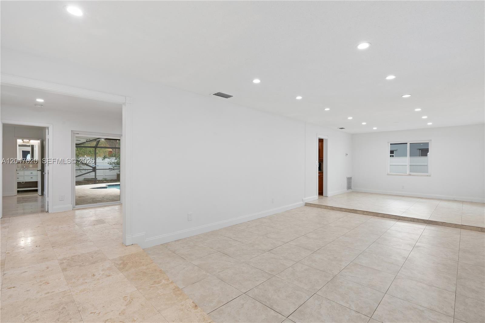 9110 NW 18th Ct