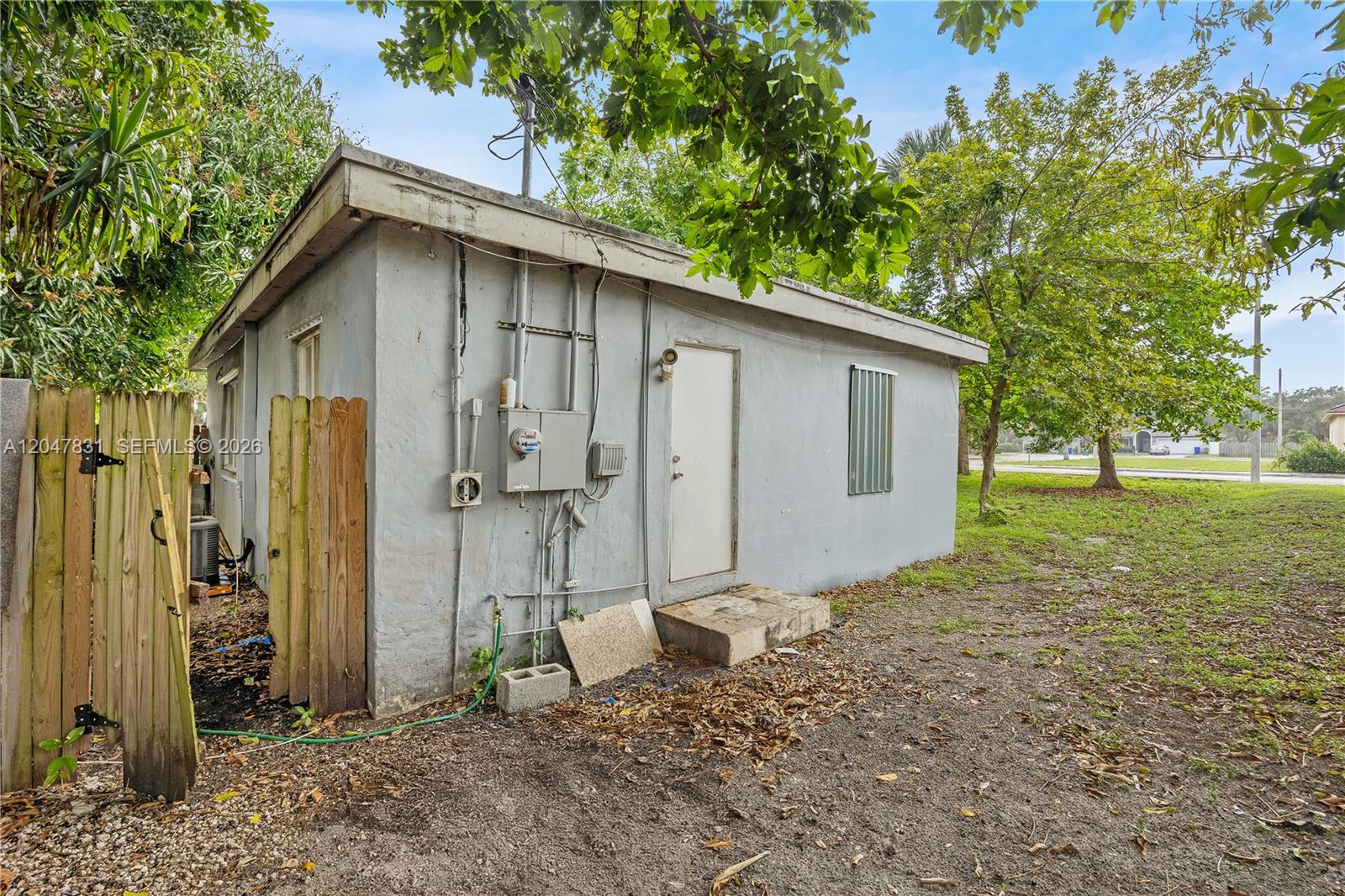 2901 Nw 9th Ct