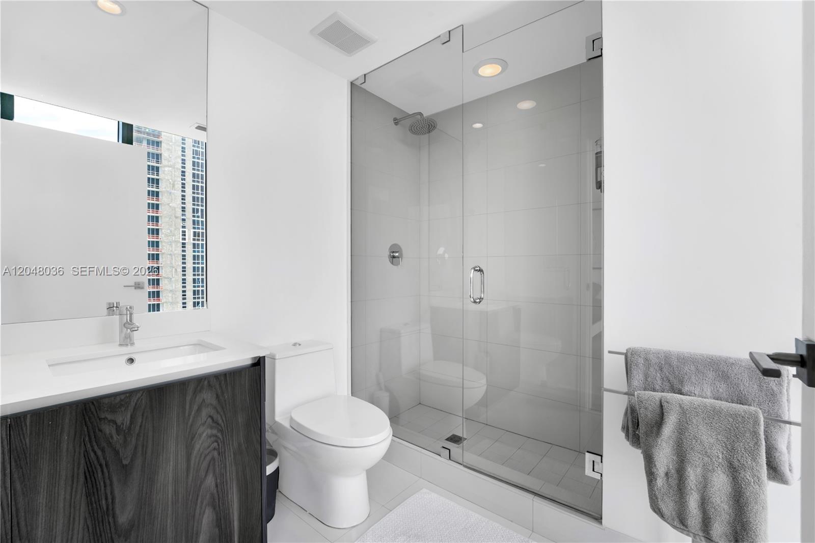 3131 NE 7th Ave # 2706