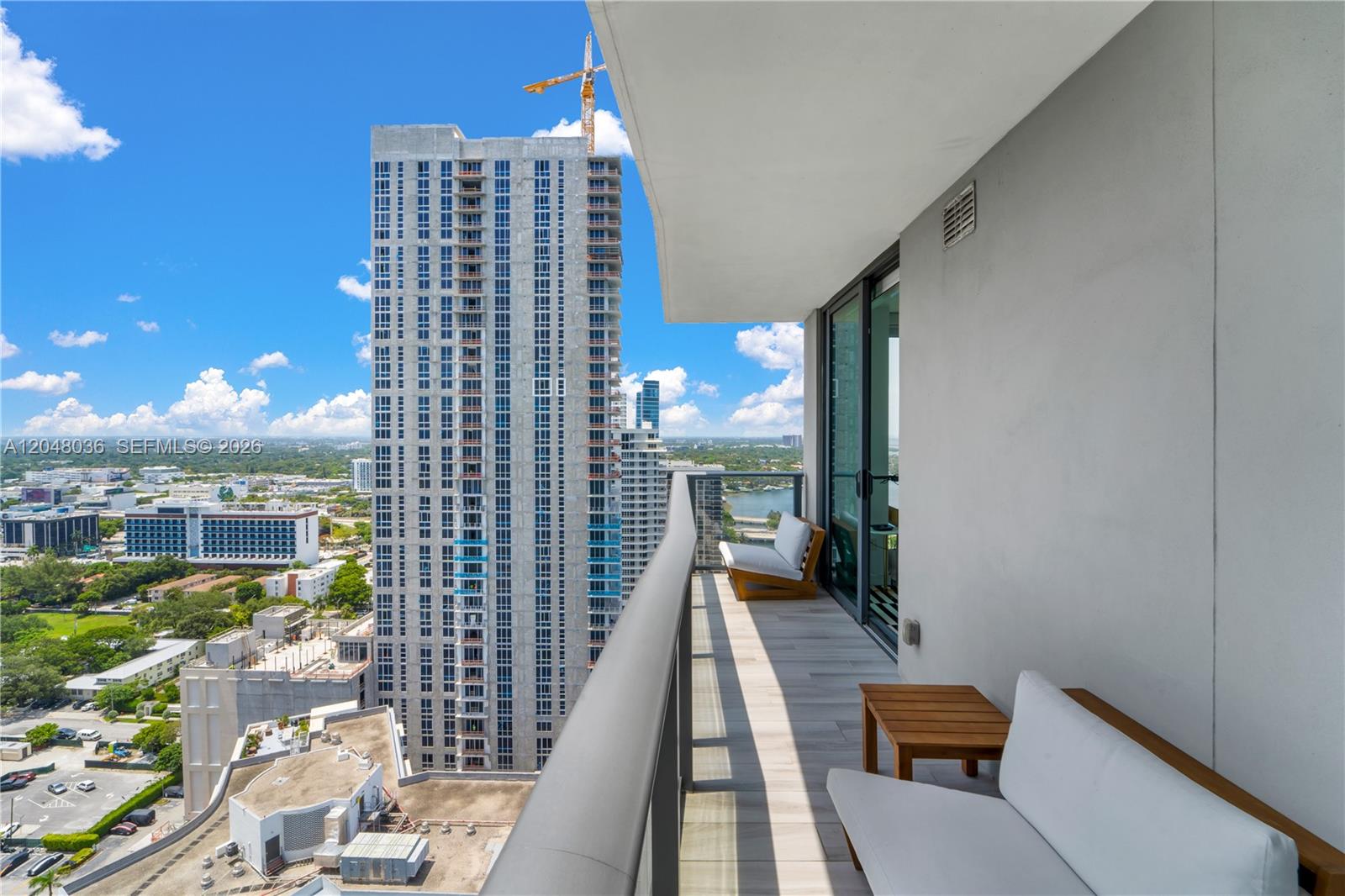 3131 NE 7th Ave # 2706